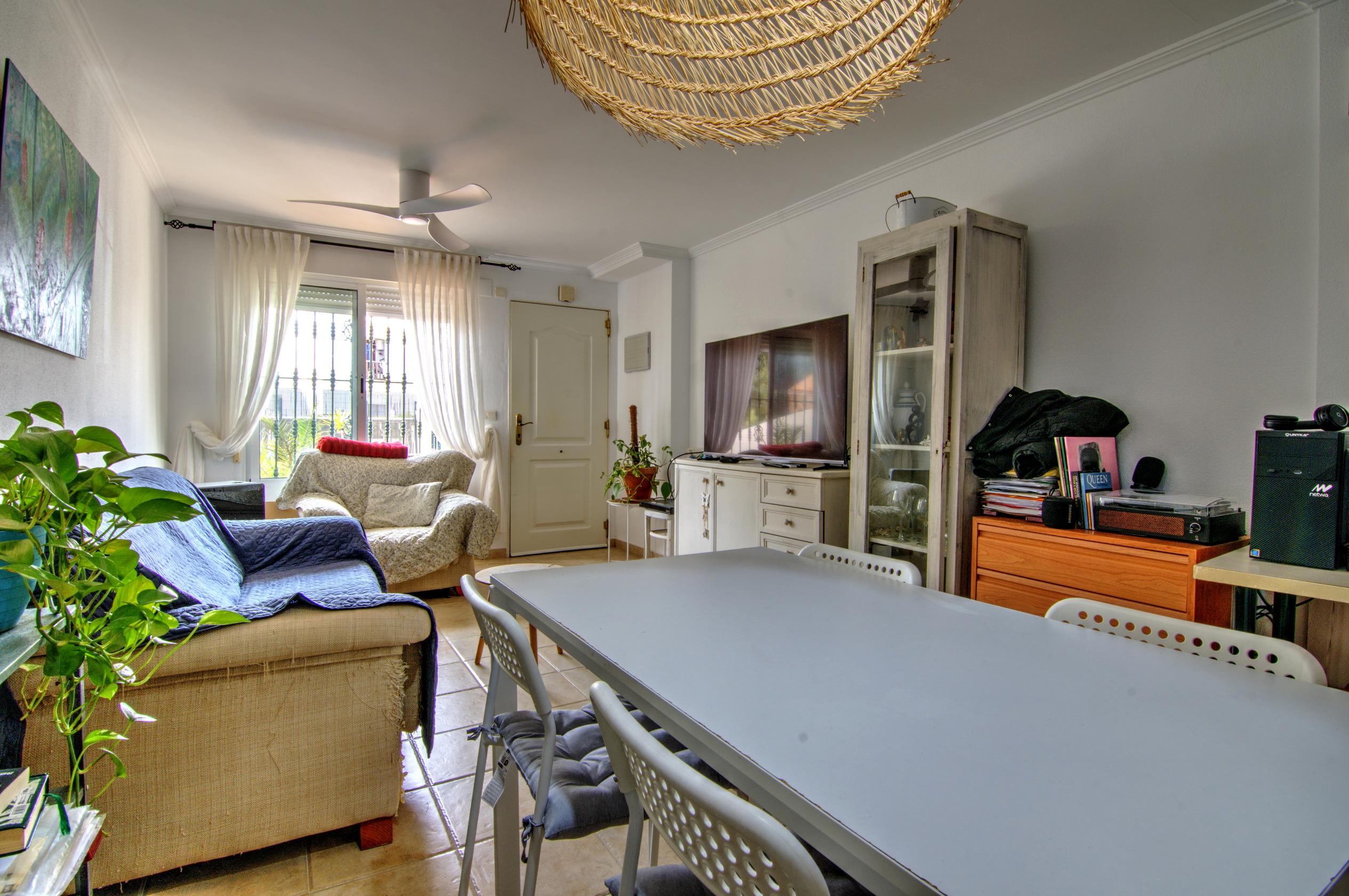 Adosado en Venta en Av. País Valenciano - 9