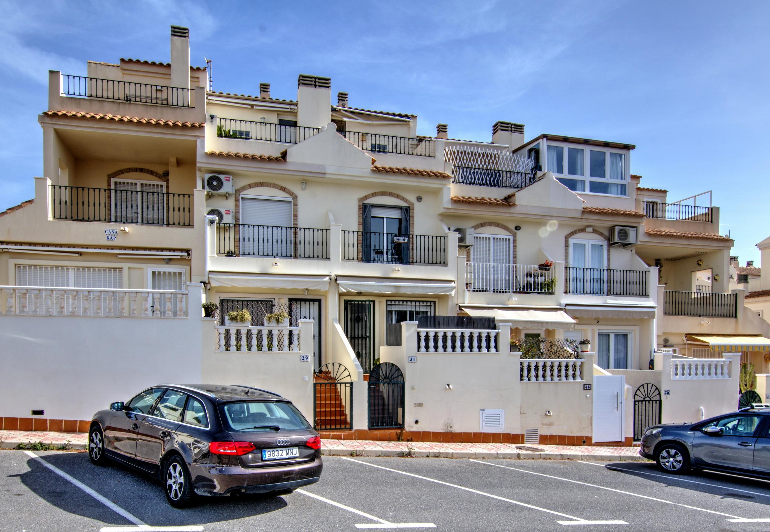 Adosado en Venta en Av. País Valenciano - 41