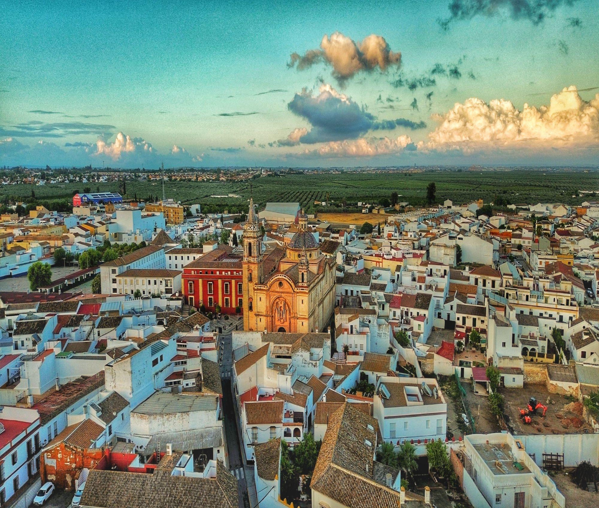 Villa en Venta - Av. Umbrete, Bollullos de la Mitación - 2