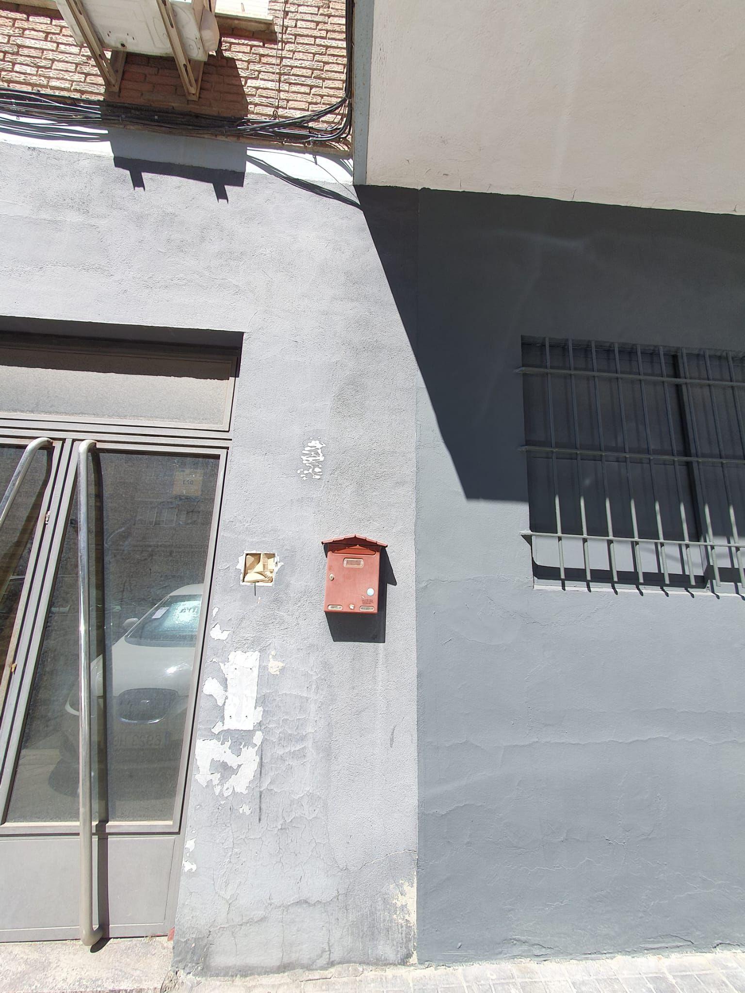 Local en Venta en C/ de César González Ruano - 9