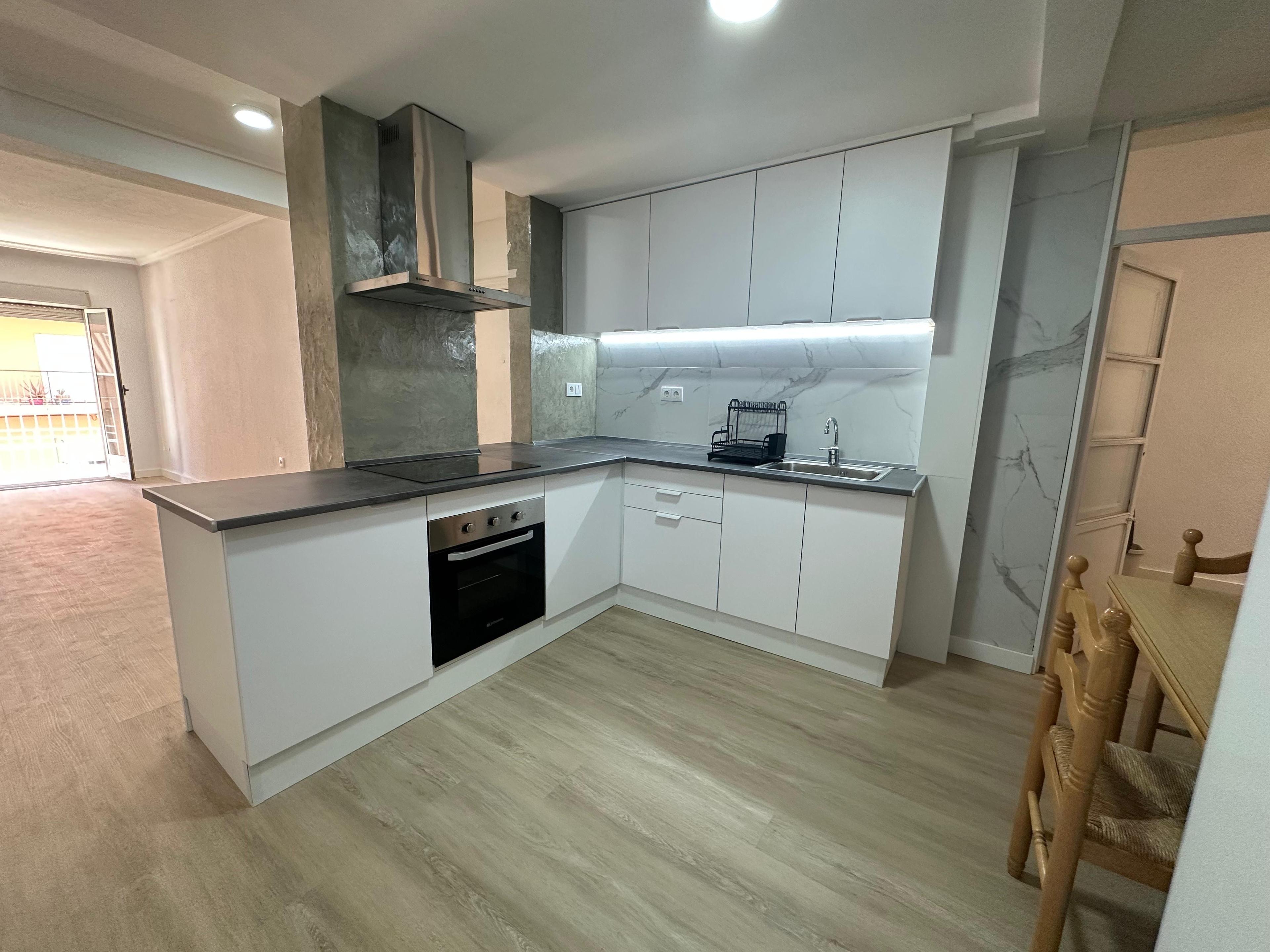 Piso en Venta - Carrer Capità Gaspar Ortiz, Elche - 3