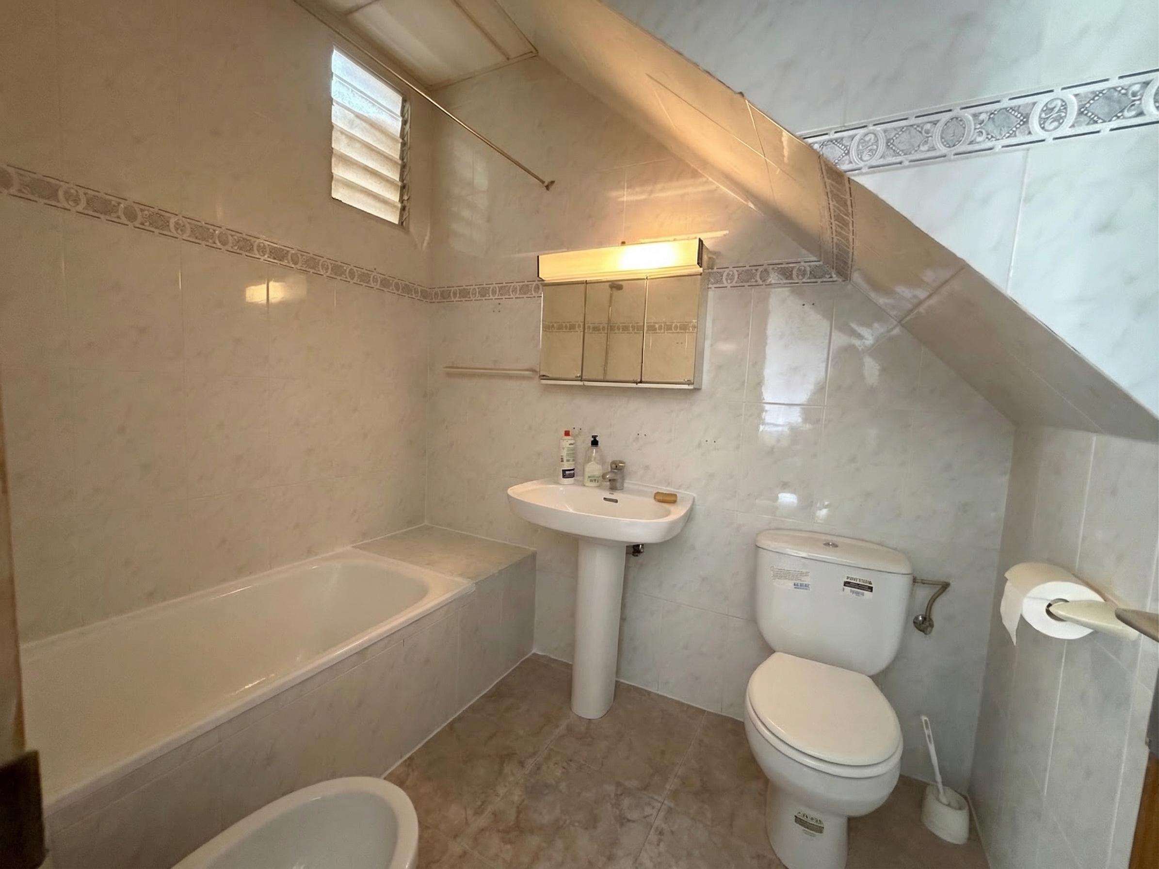 Casa Adosada en Venta en C. los Carujos - 5