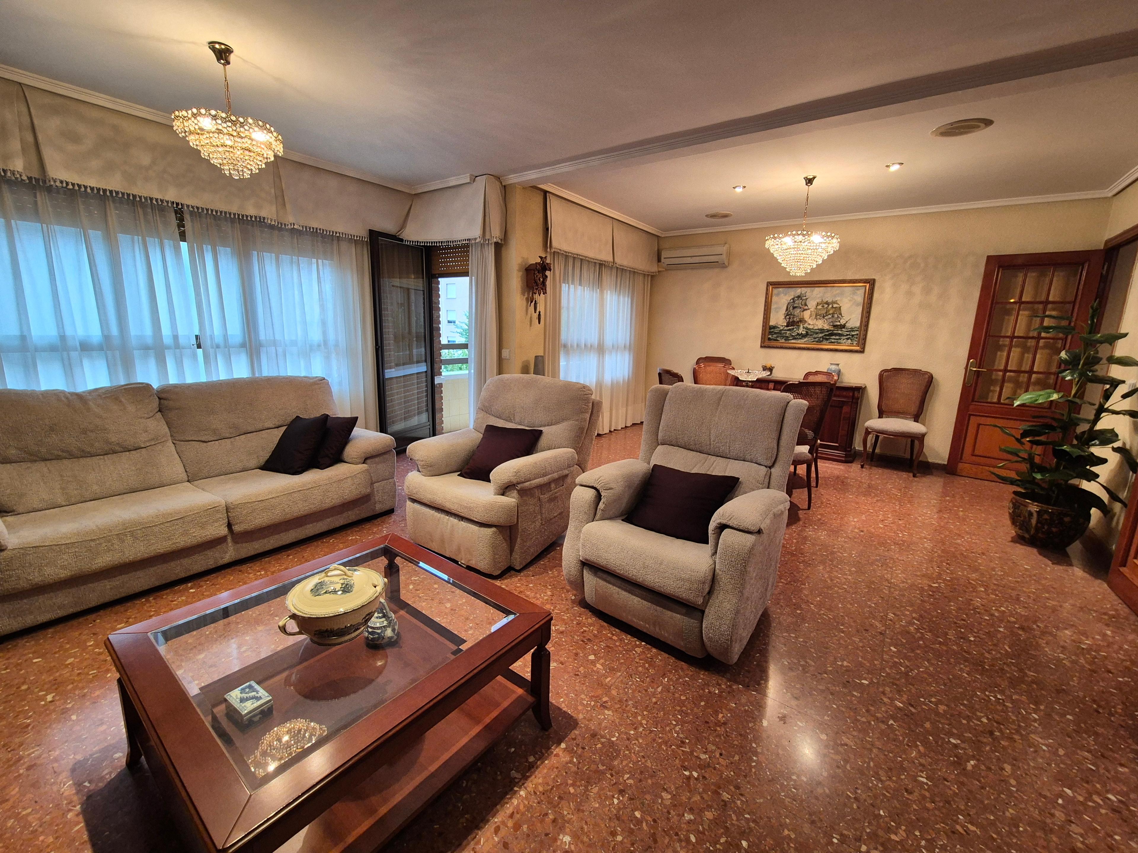 Piso en Venta en Carrer Ciutat de Barcelona - 2