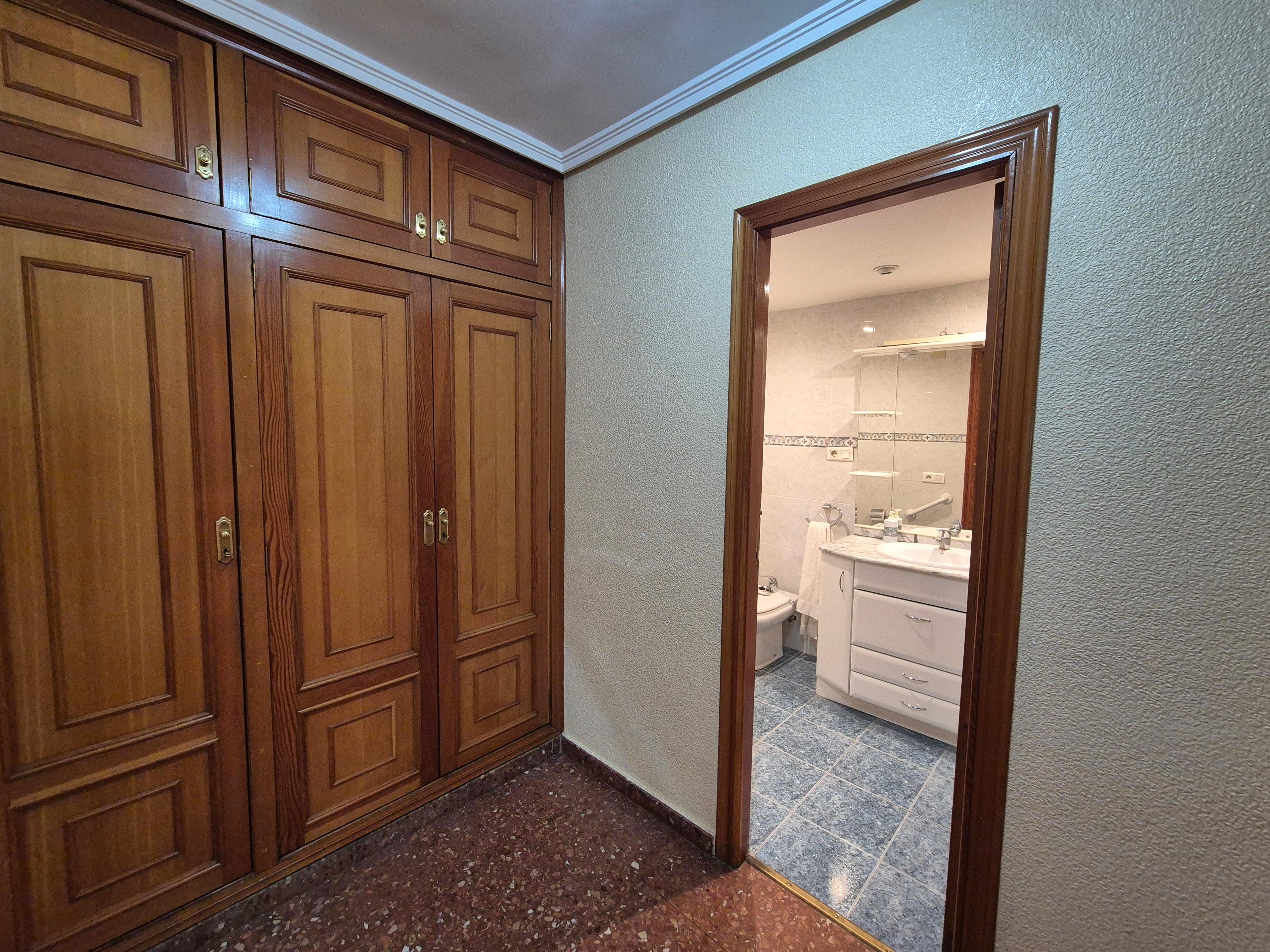 Piso en Venta en Carrer Ciutat de Barcelona - 8