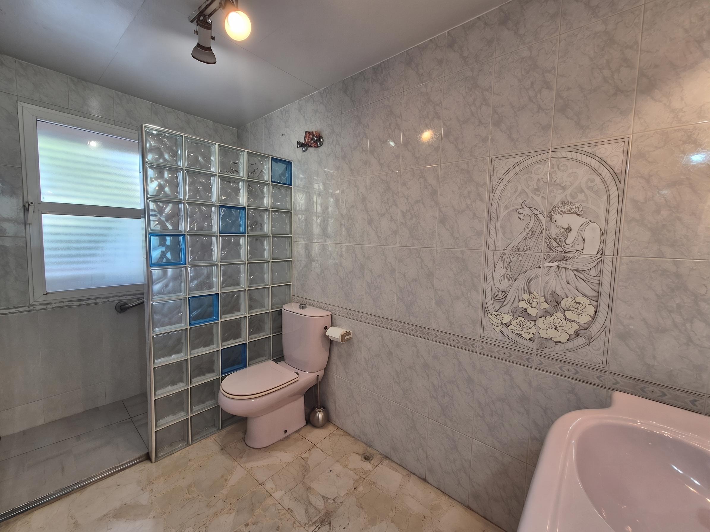 Casa en Venta en Avinguda del Grau - 9