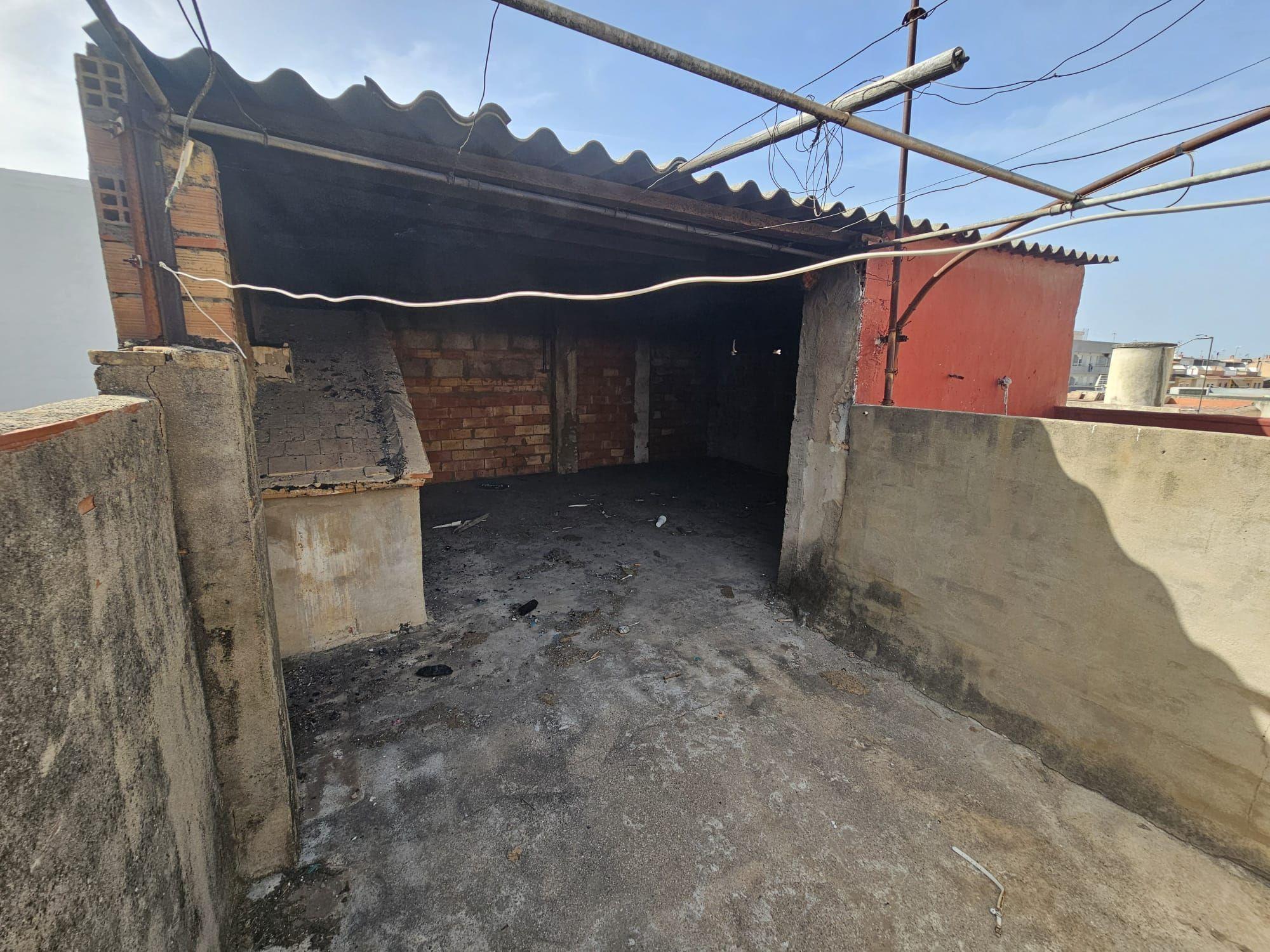 Casa en Venta en Carrer de la Marquesa de Montortal - 6