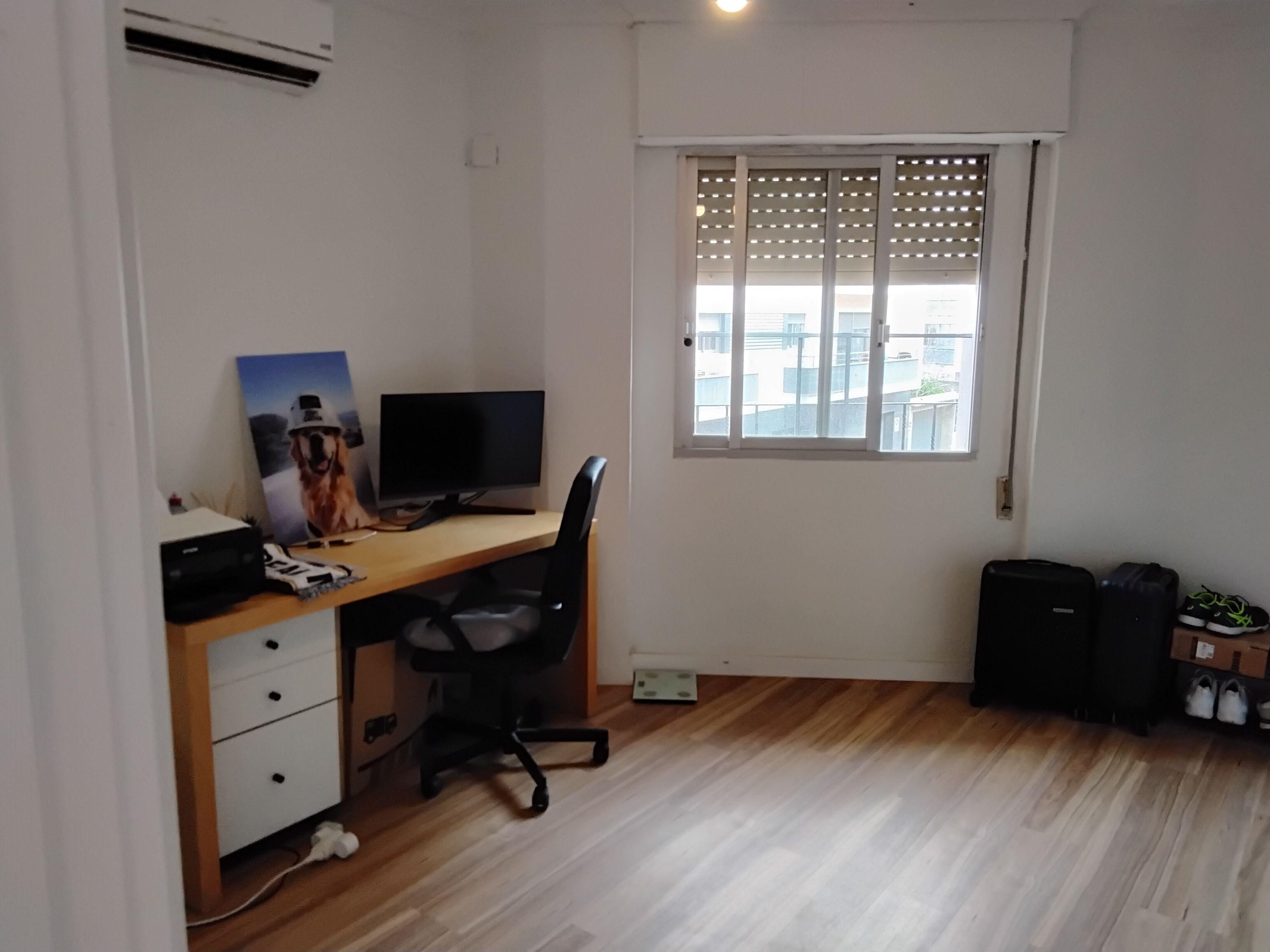 Casa Rural en Venta en Carrer les Amèriques - 9