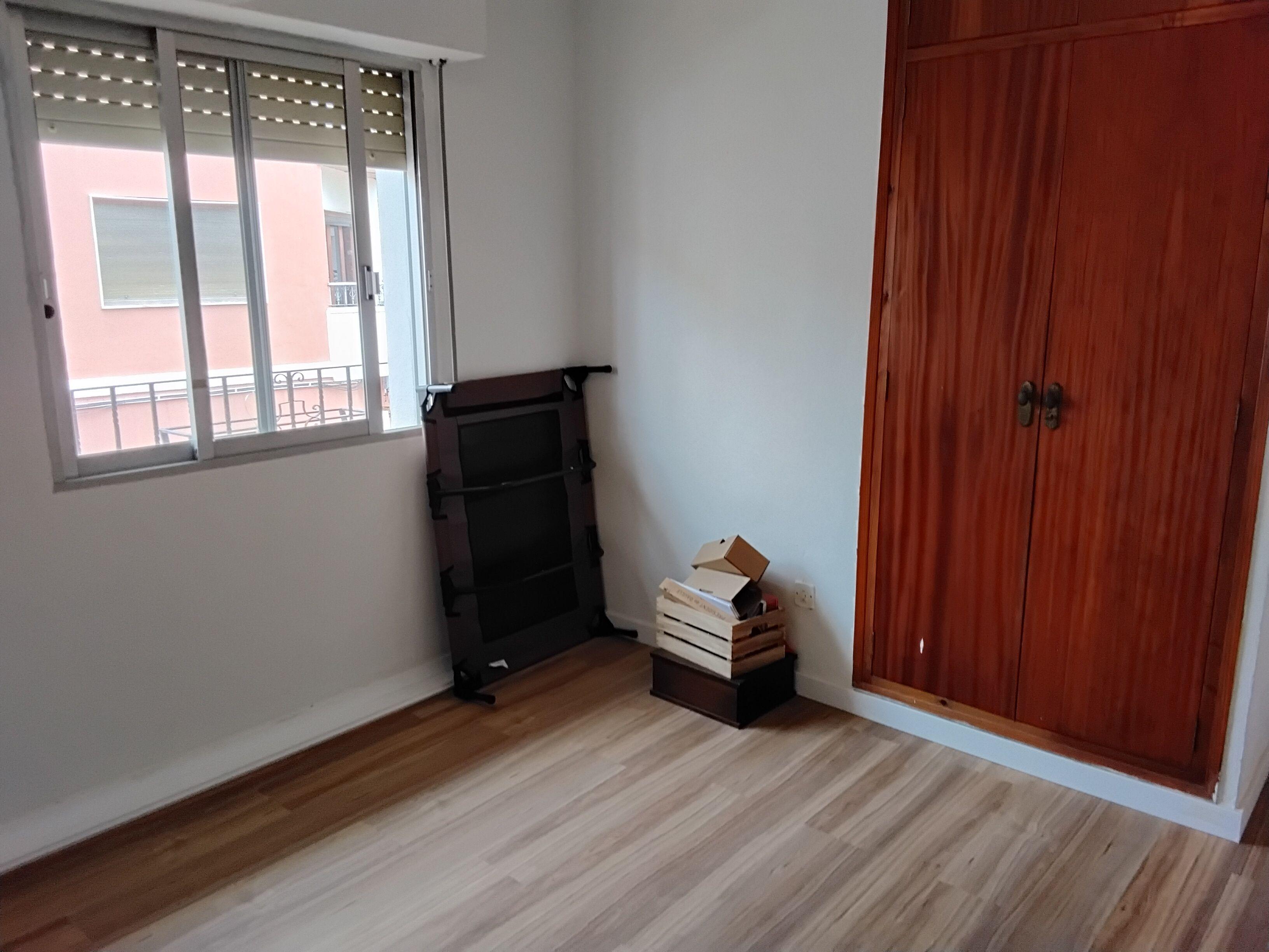 Casa Rural en Venta en Carrer les Amèriques - 12