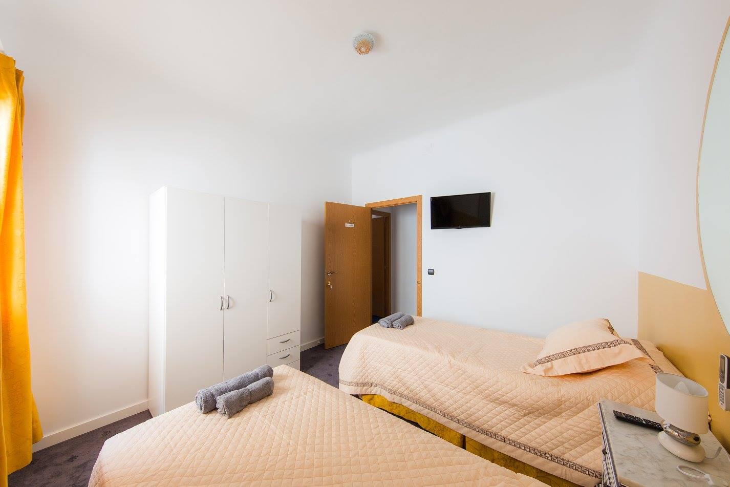 Piso en Venta en Calle San Fernando - 31