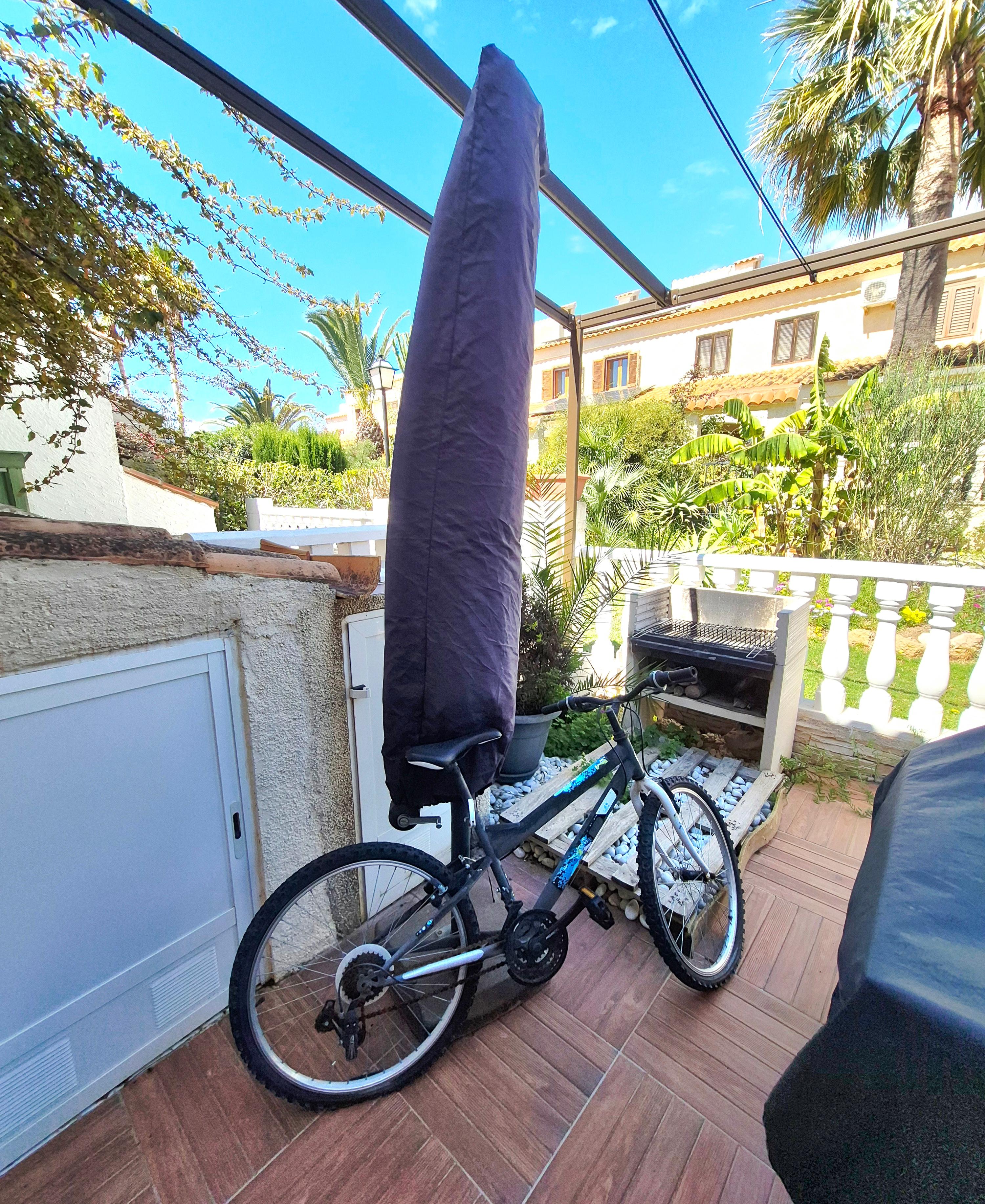 Casa Adosada en Venta en Urbanizacion Faro - 12