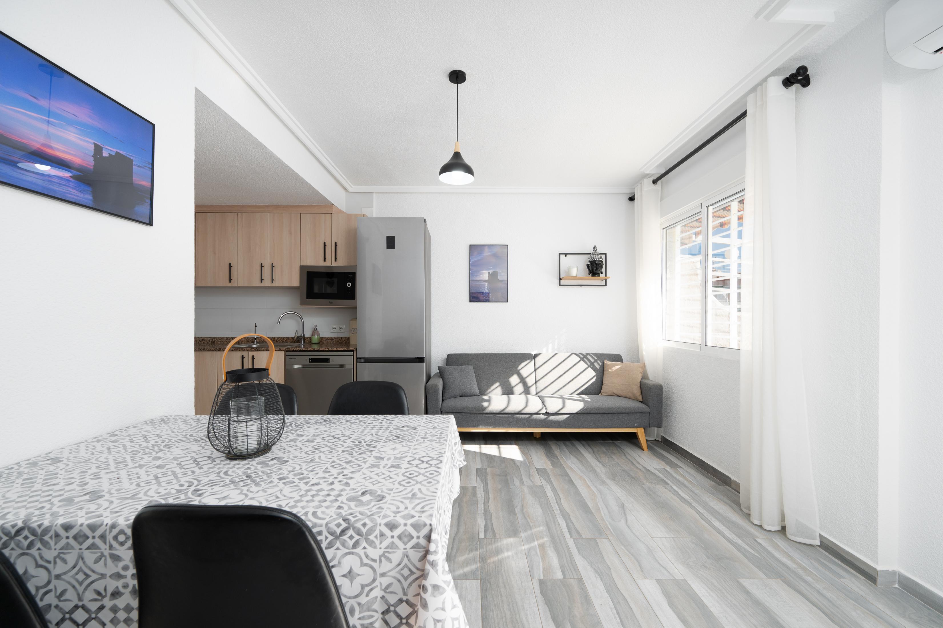 Chalet Pareado en Venta - Calle Biar, Santa Pola - 4