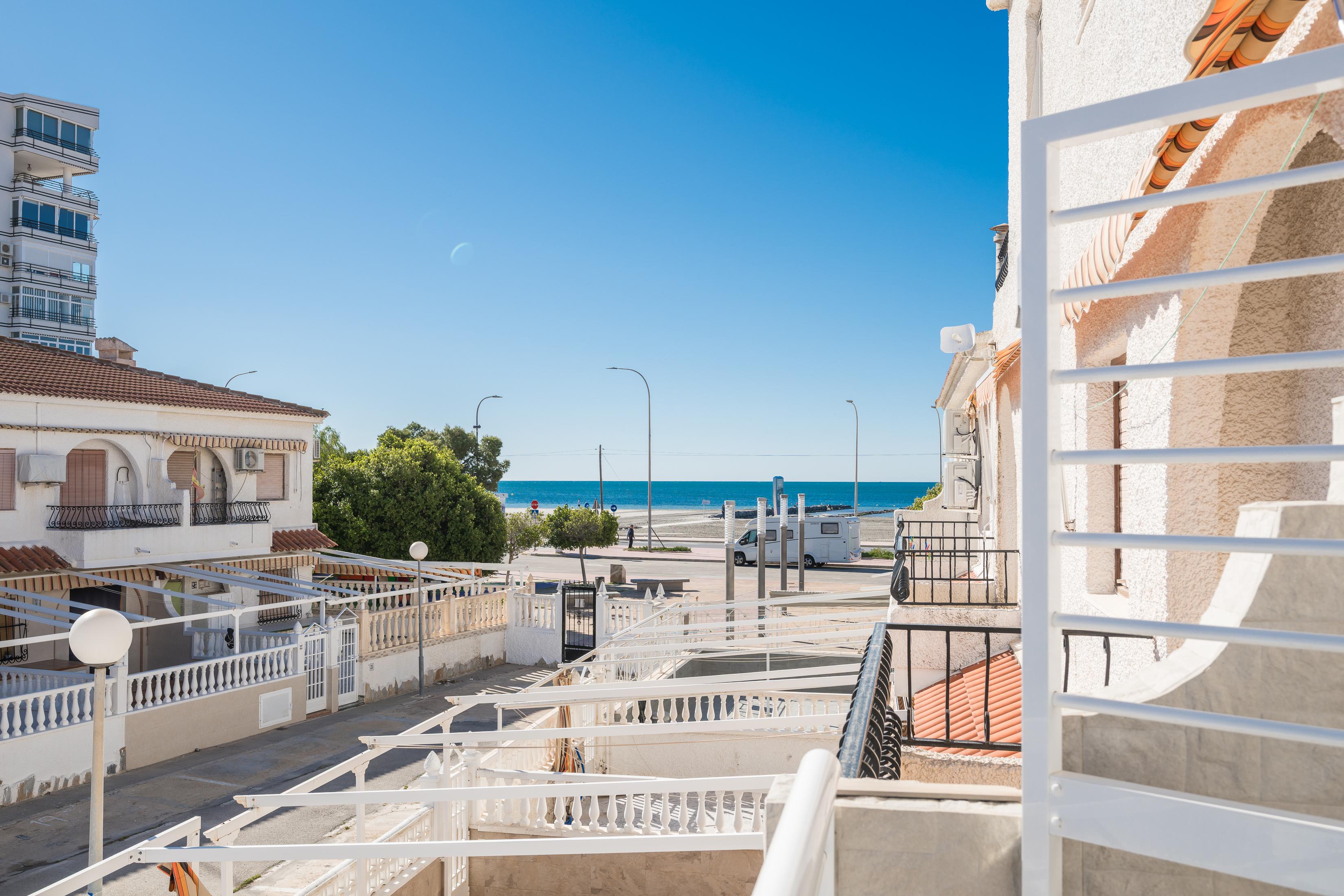 Chalet Pareado en Venta - Calle Biar, Santa Pola - 2