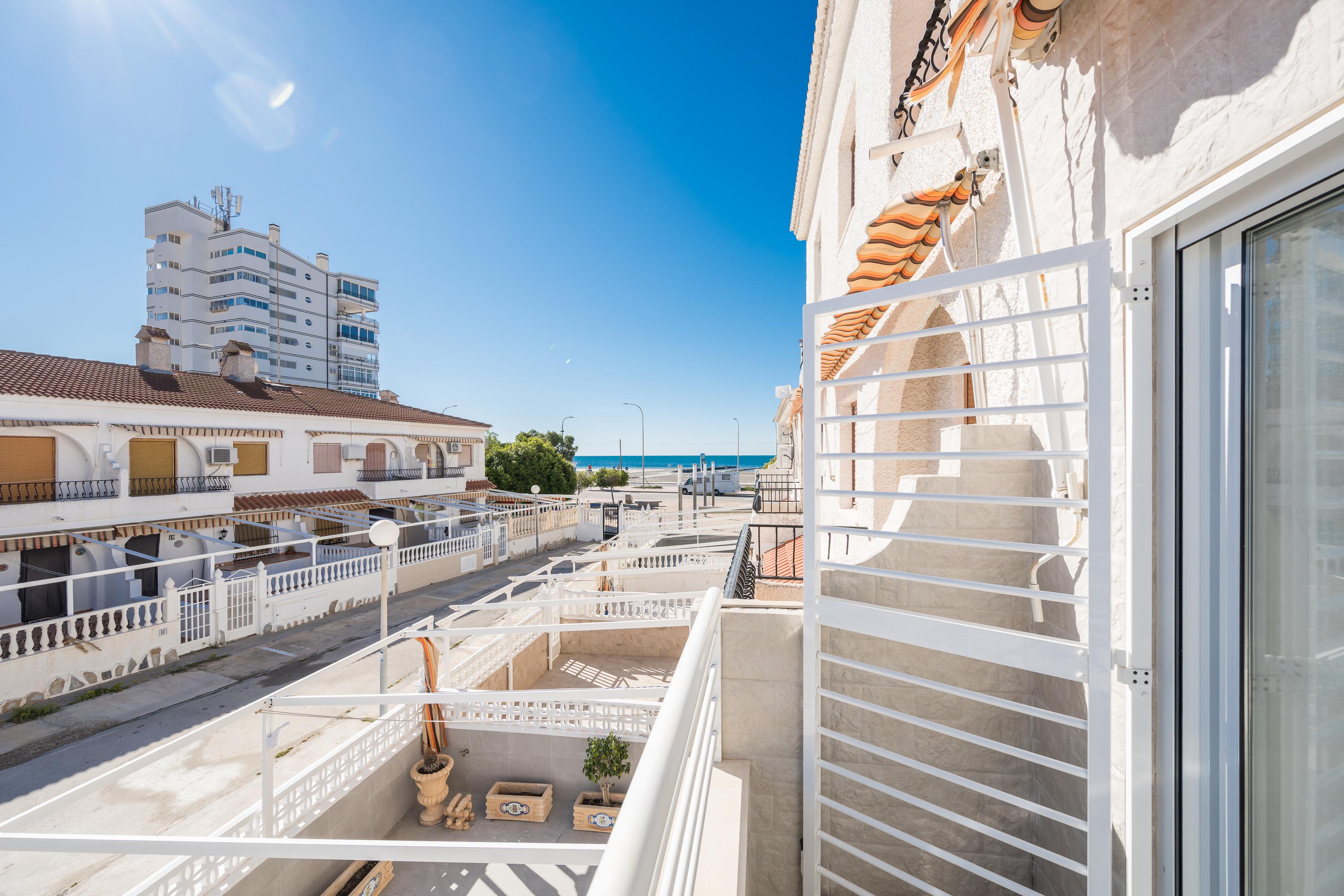 Chalet Pareado en Venta - Calle Biar, Santa Pola - 17