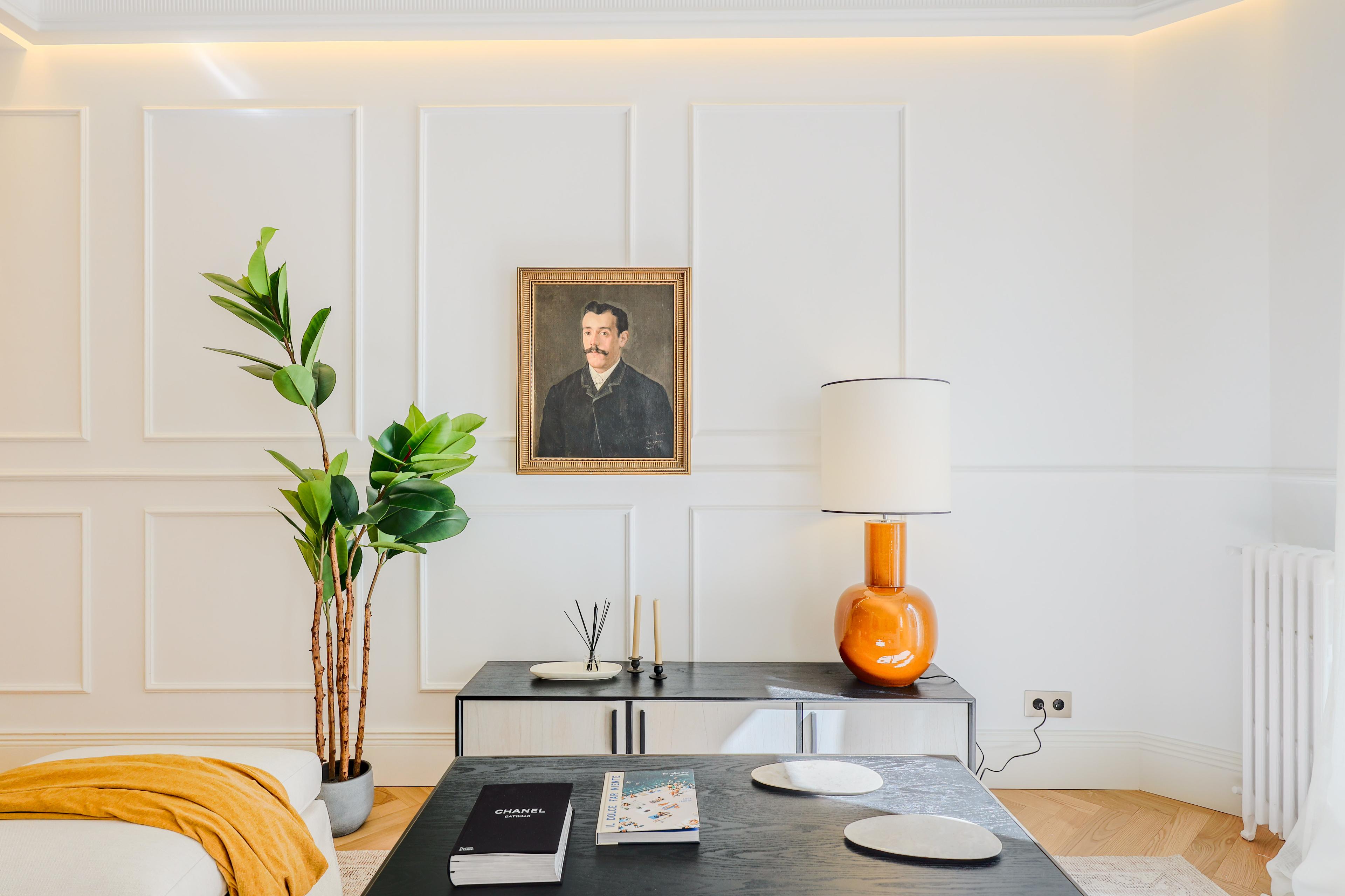 Piso en venta - C. de Antonio Acuña - 3