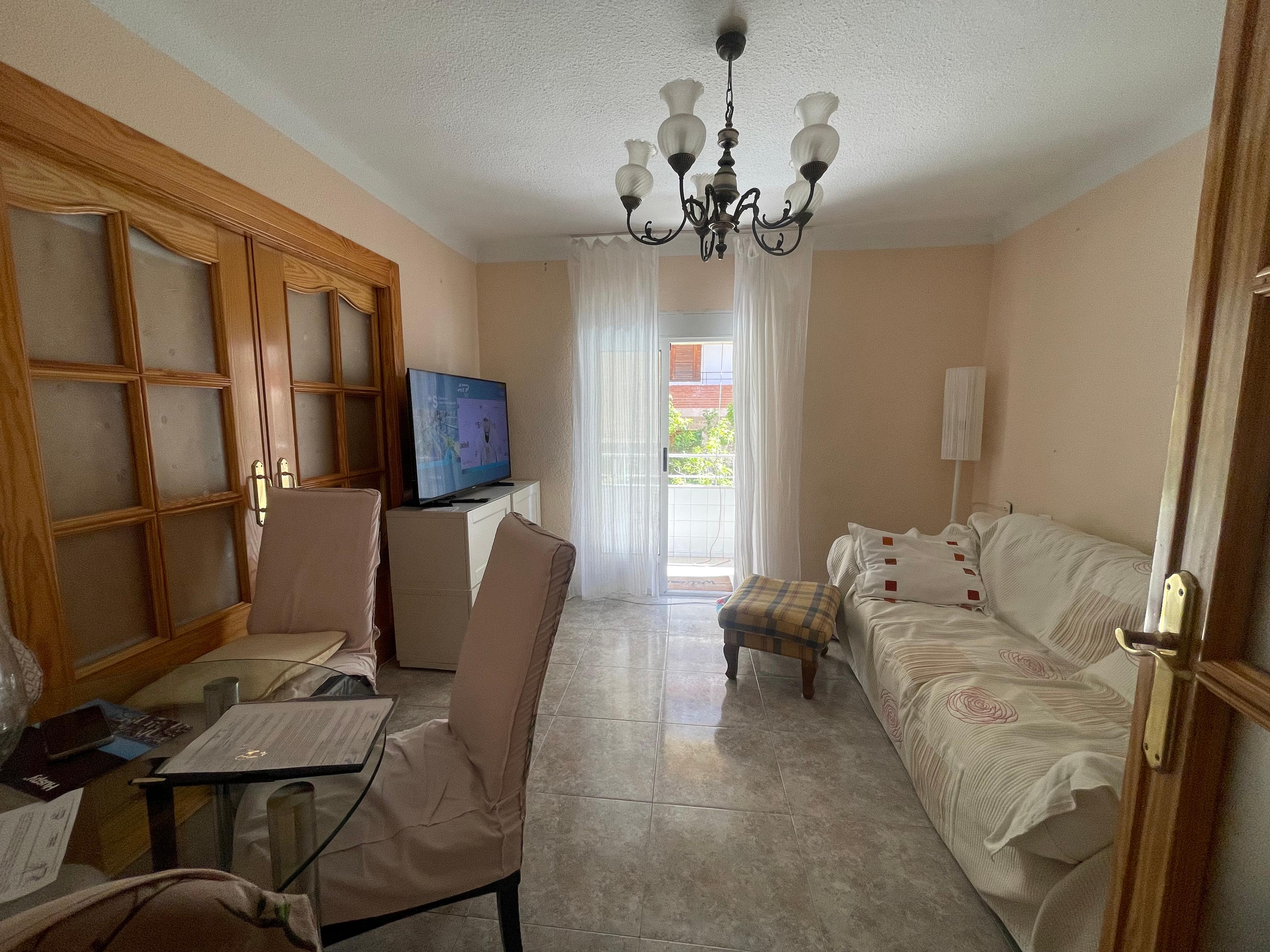 Piso en Venta - C. Los Pueblos, Alicante - 2