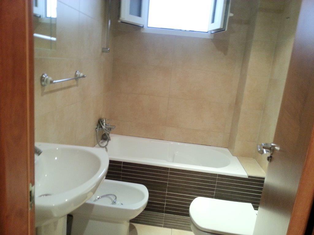 Piso en Venta en Carrer Valencia - 7