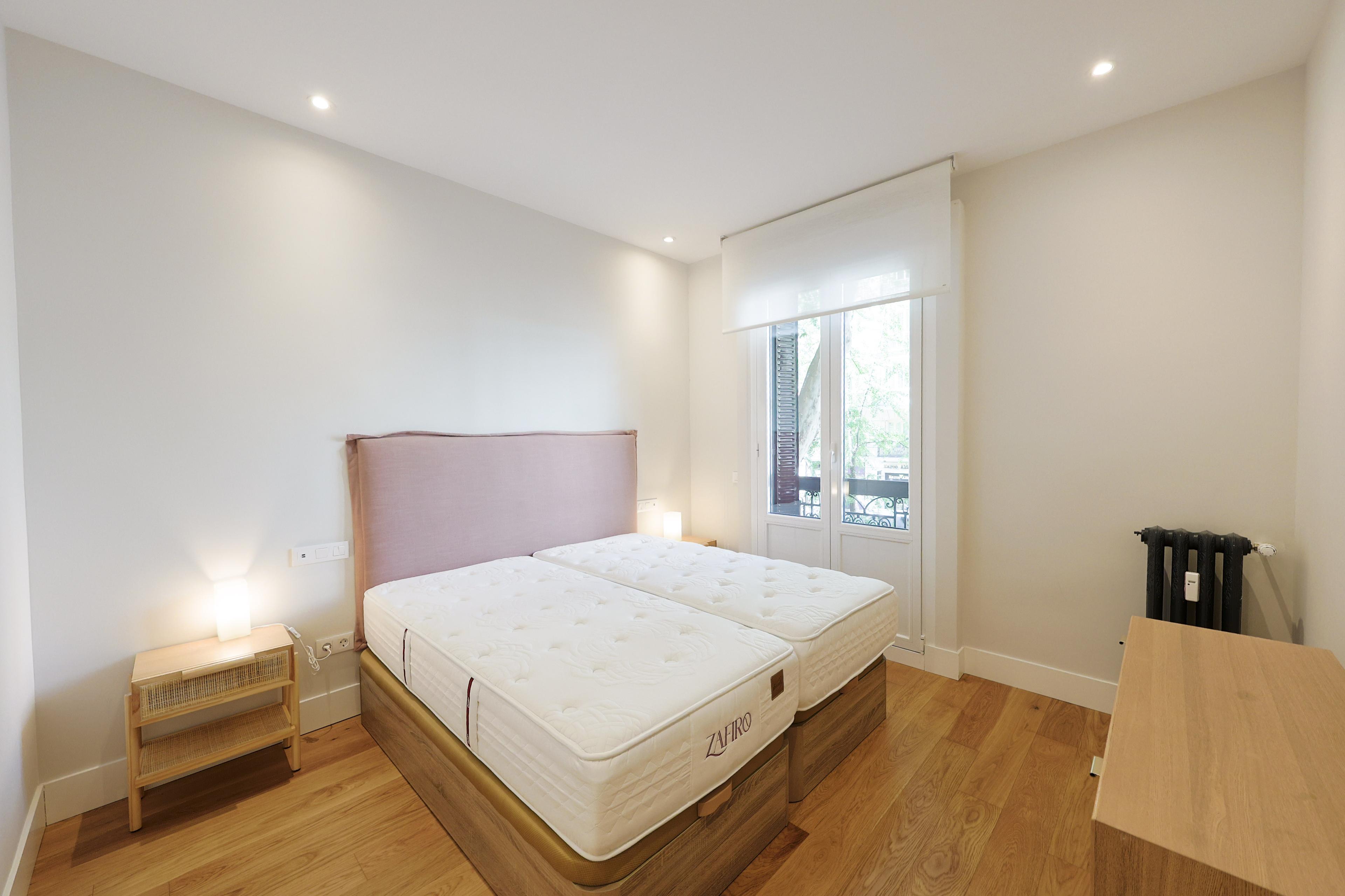 Piso en Venta en Calle del Príncipe de Vergara - 33