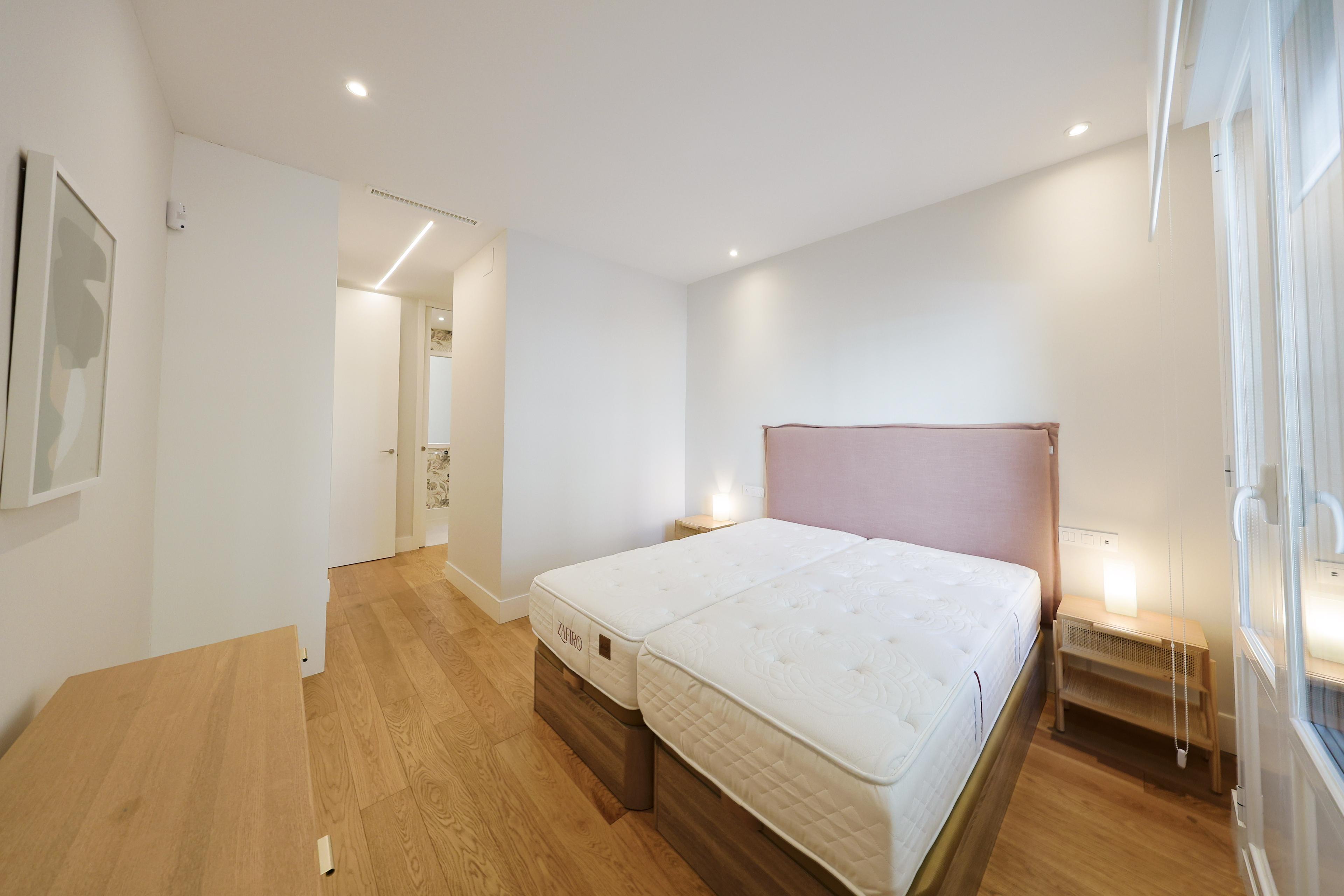 Piso en Venta en Calle del Príncipe de Vergara - 35