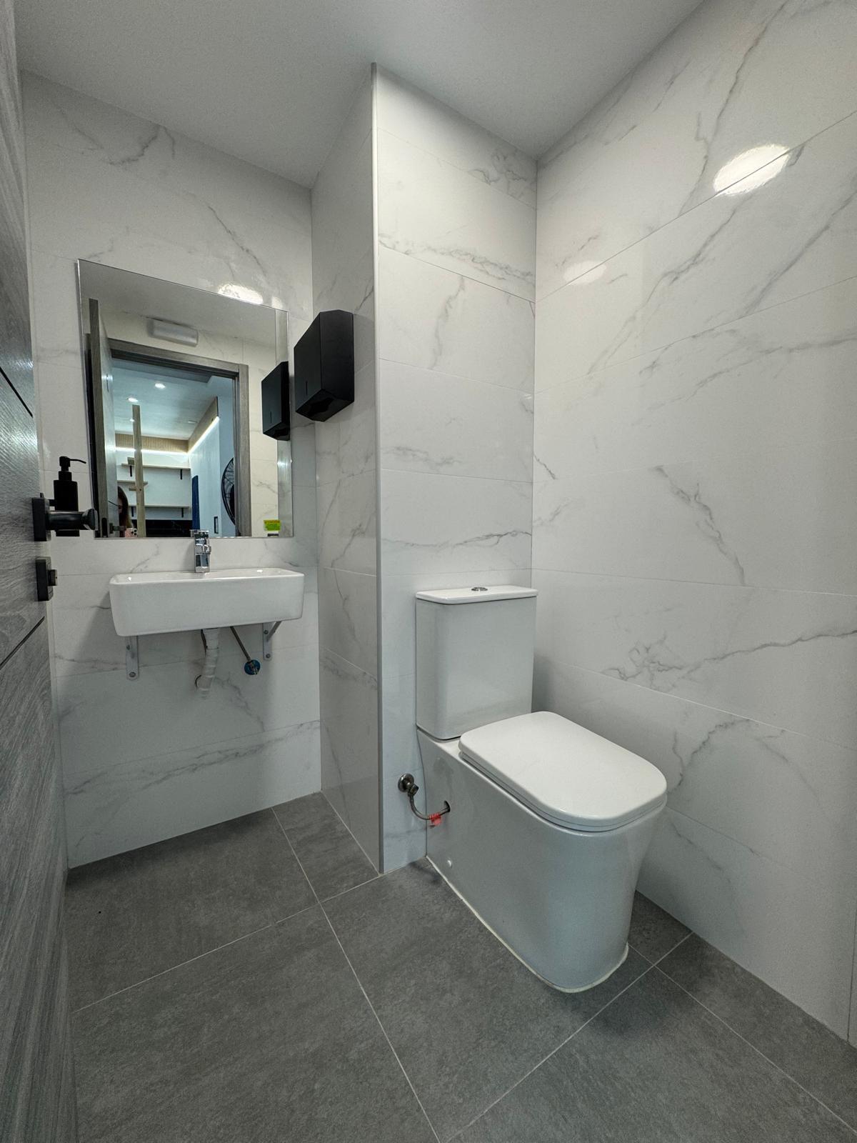 Local en Venta - Av. Trapiche, Marbella - 12