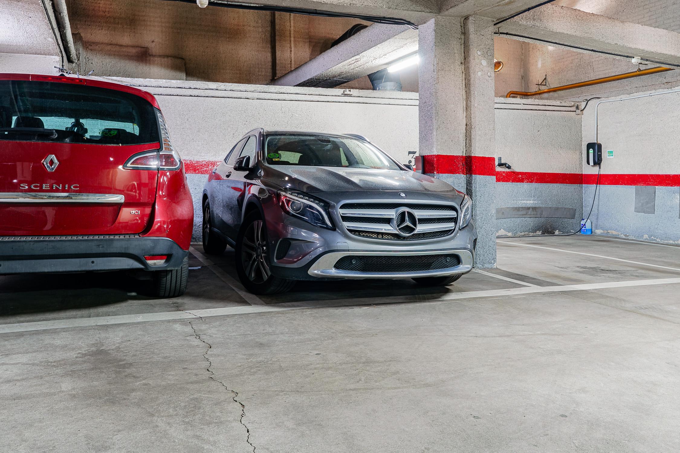 Piso en Venta en C. Bahía de Almería - 29