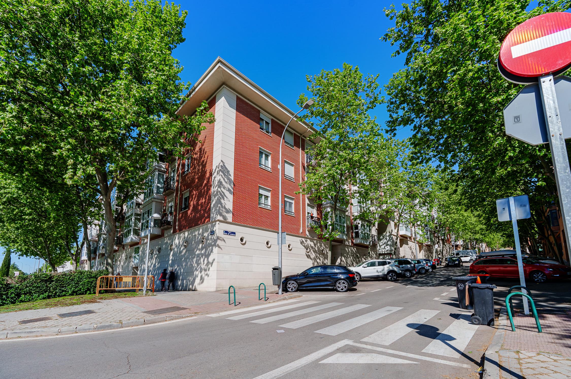 Piso en Venta en C. Bahía de Almería - 31