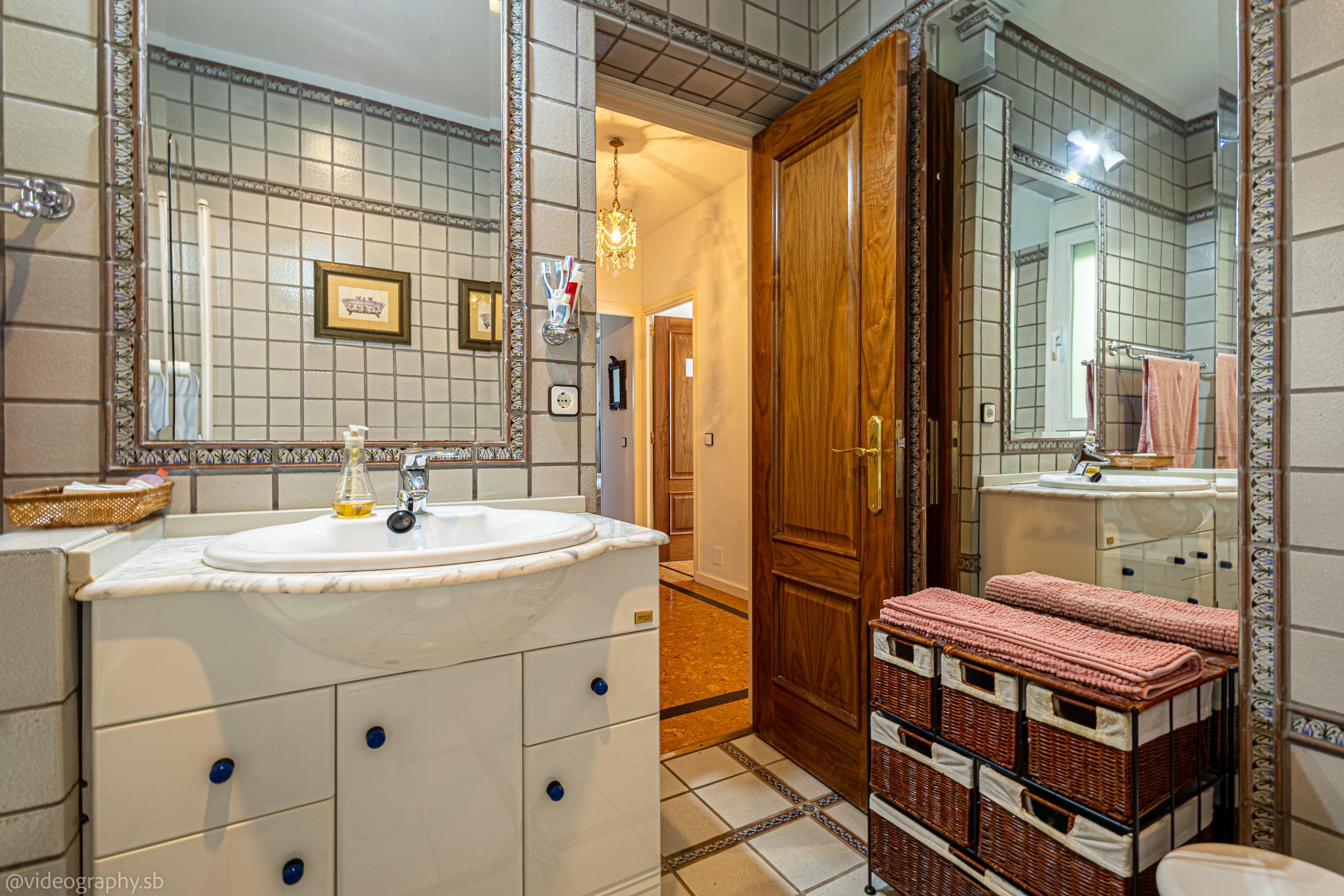 Casa en Venta en Calle Puerto del Escudo - 15