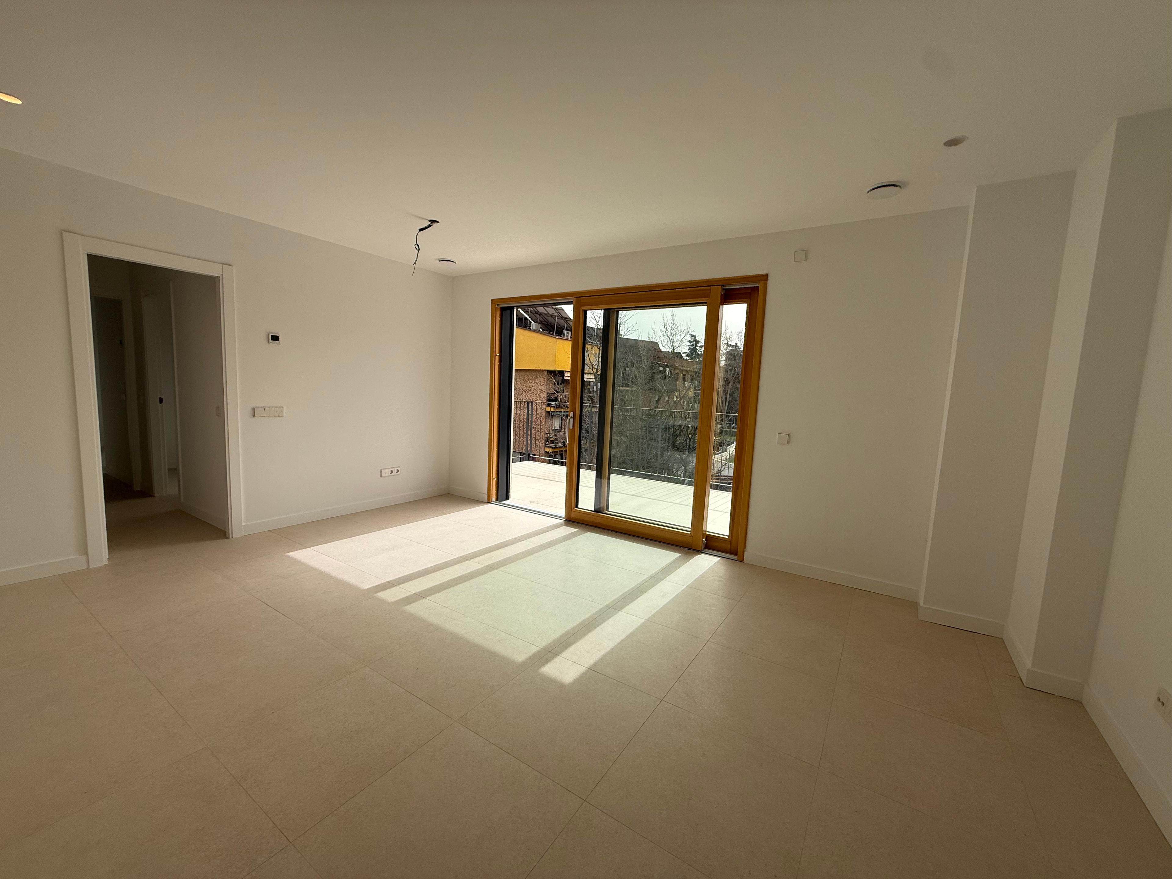 Piso en Alquiler en C. de López de Hoyos - 6