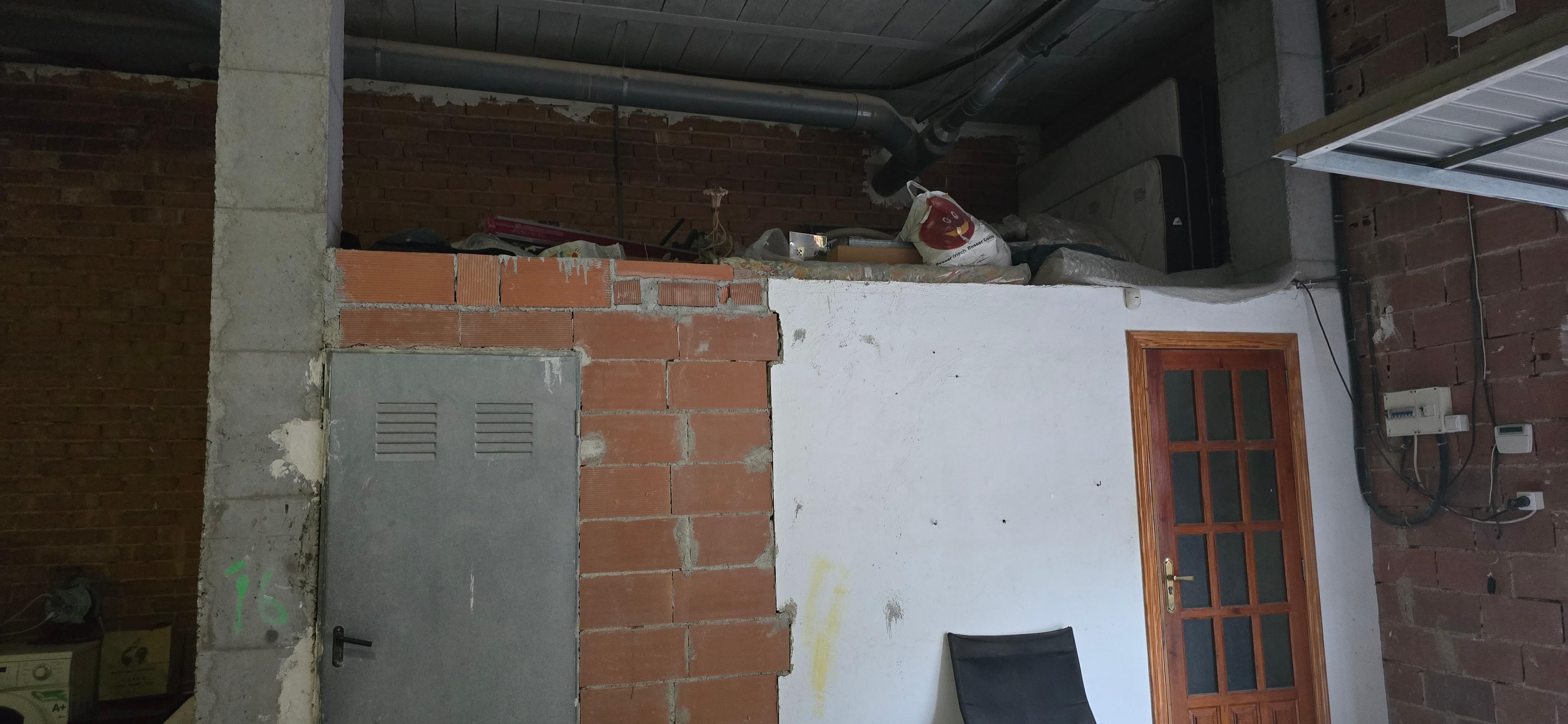 Local en Venta en Carrer Santa Bàrbara - 5