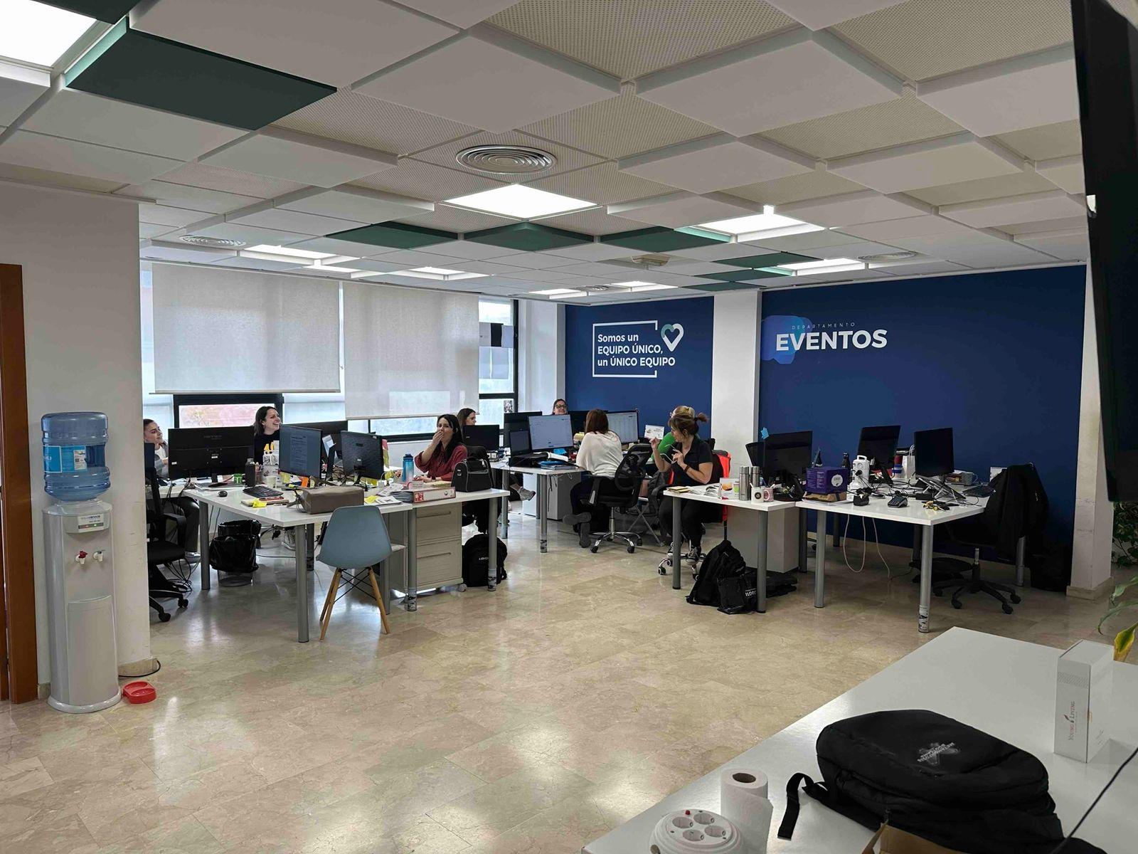 Oficina en Venta en Calle Médico Vicente Reyes - 8