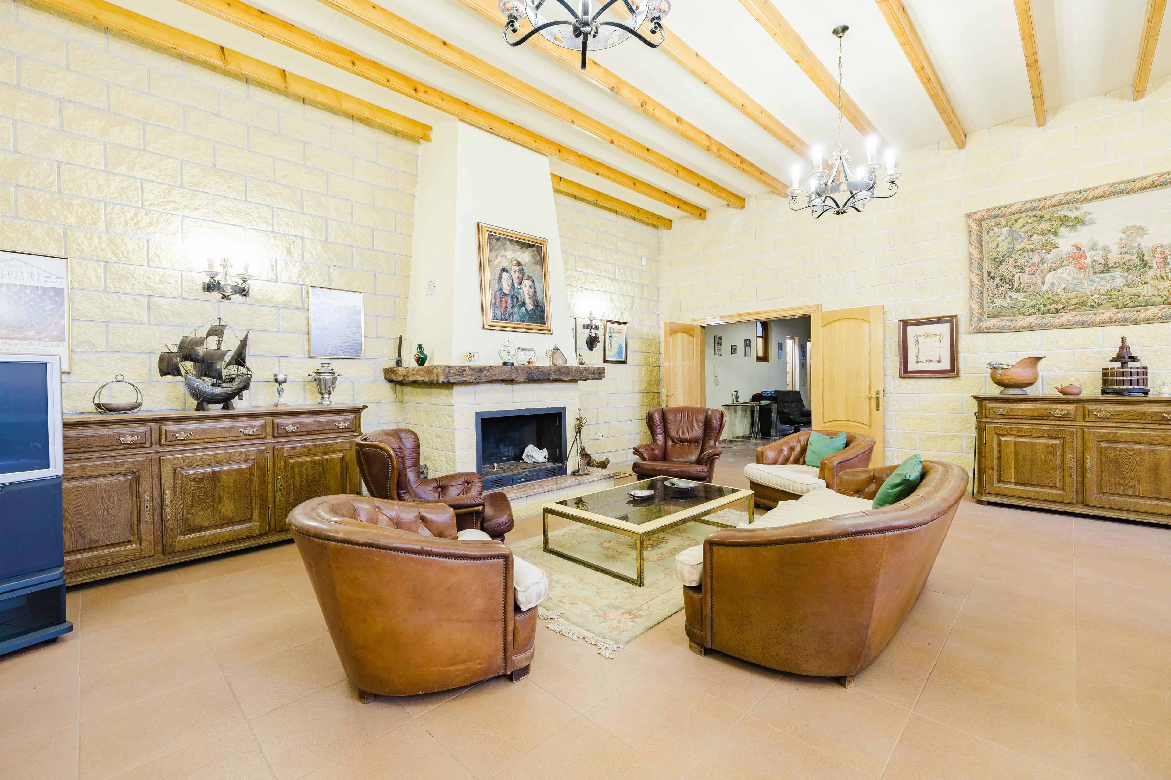 Villa en Venta en Av. de España 17 - 25