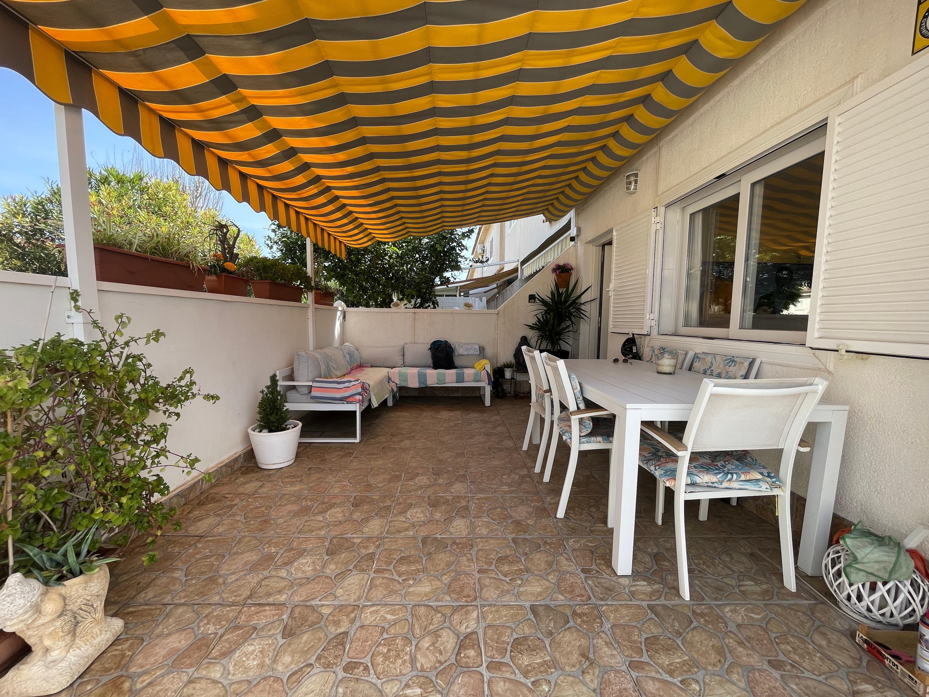 Casa Adosada en Venta en C. Monte de Sta. Pola - 3