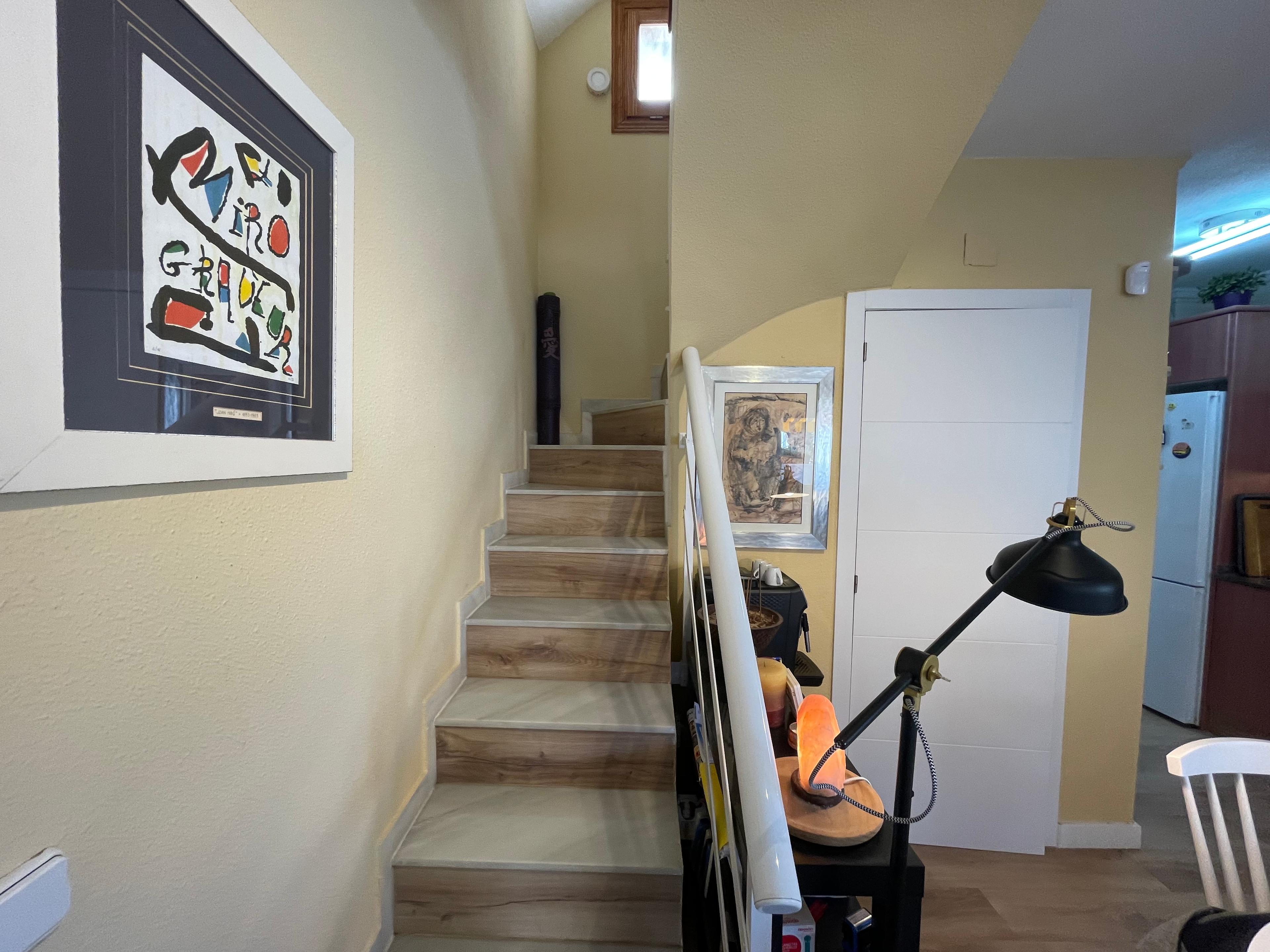 Casa Adosada en Venta en C. Monte de Sta. Pola - 16