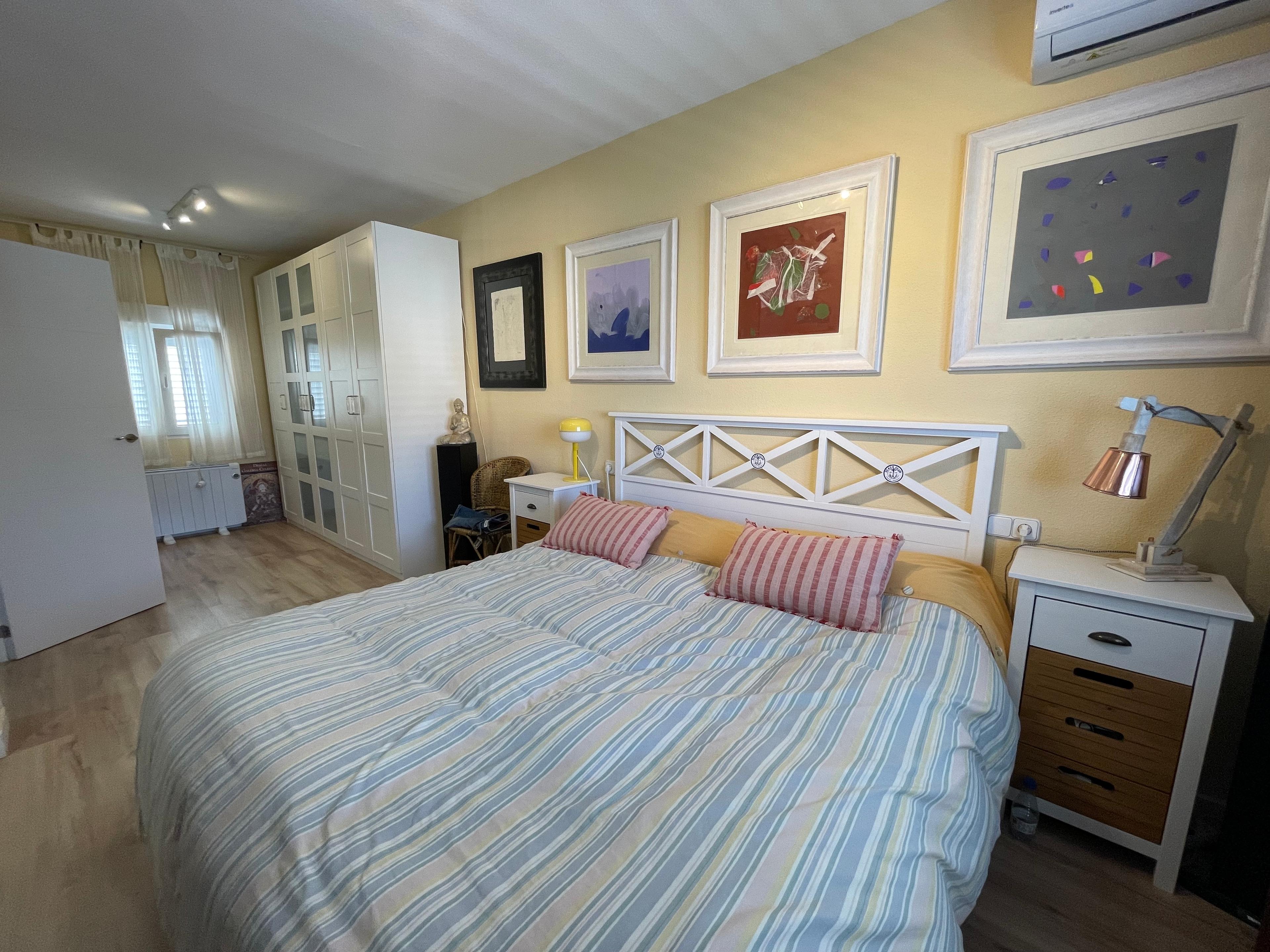 Casa Adosada en Venta en C. Monte de Sta. Pola - 20