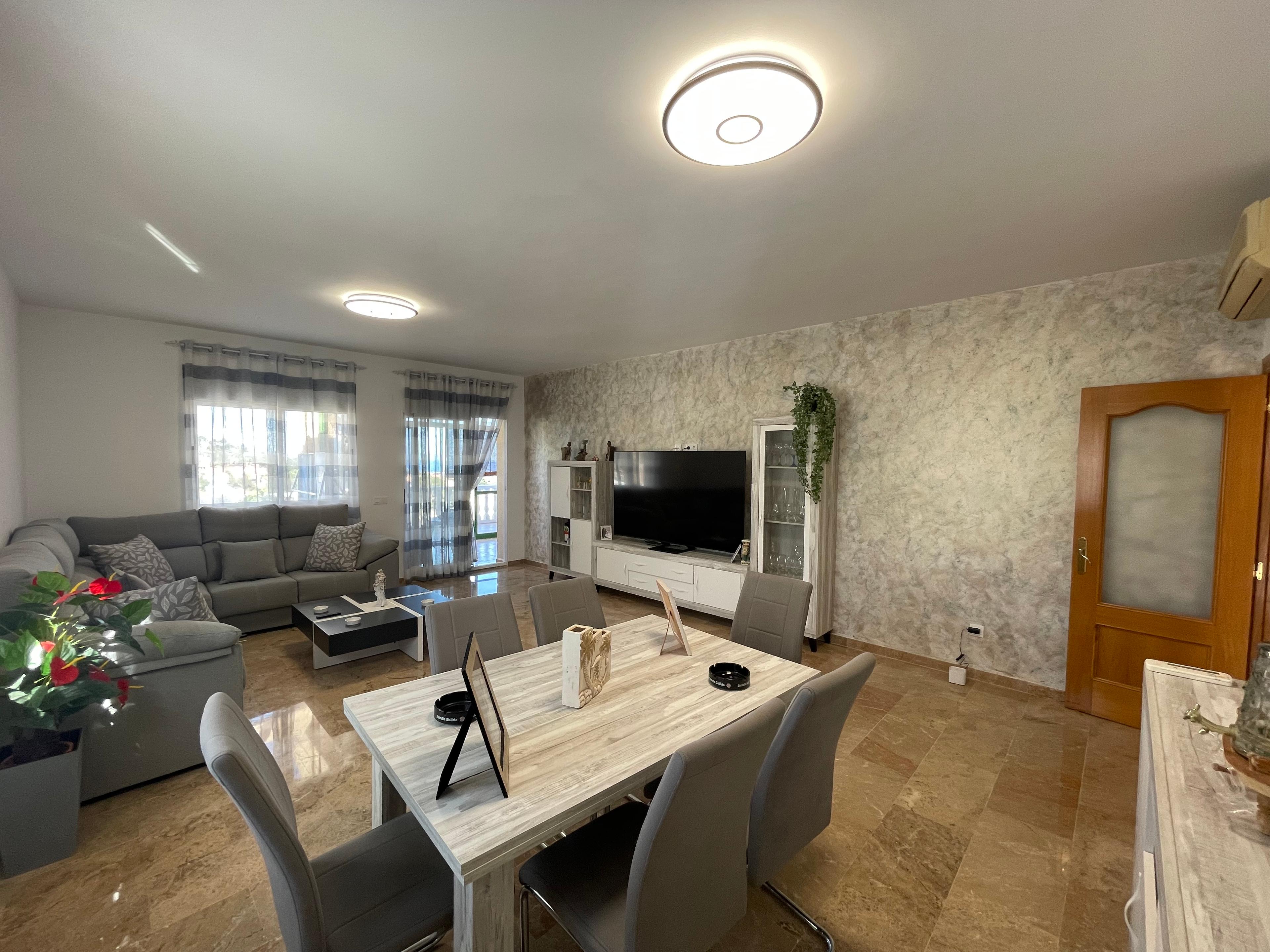 Casa en Venta en Carrer Llevant - 6