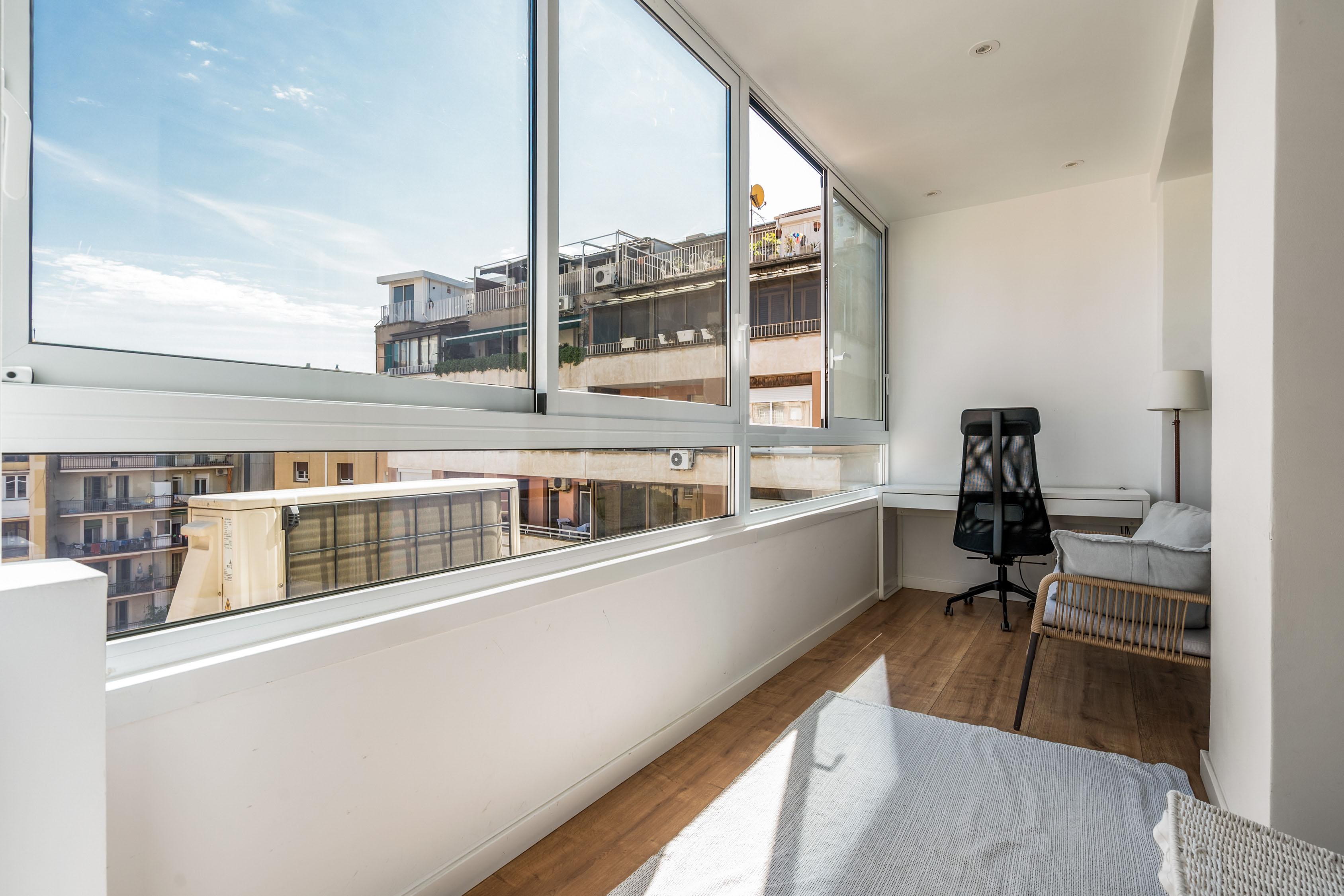 Piso en Venta en Carrer de Villarroel - 14