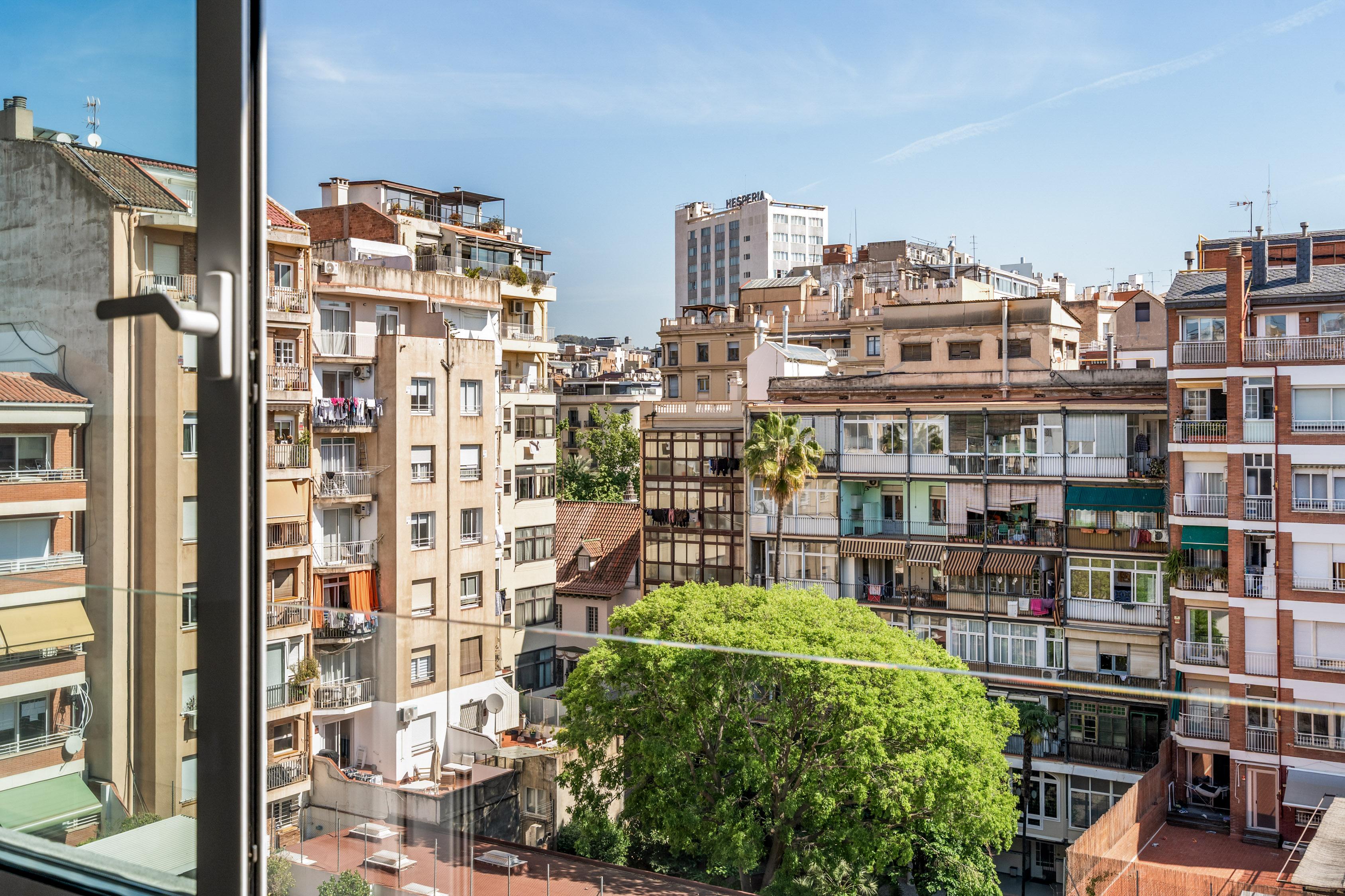 Piso en Venta en Carrer de Villarroel - 16