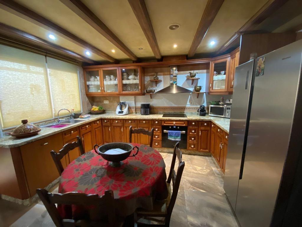 Casa Adosada en Venta en Rda. Palmeras - 12