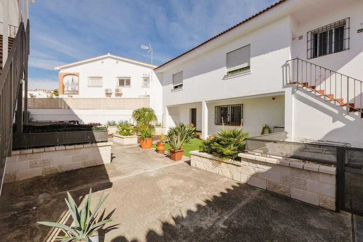 Adosado en Venta en C. Obispo Rodrigo de Soria - 44