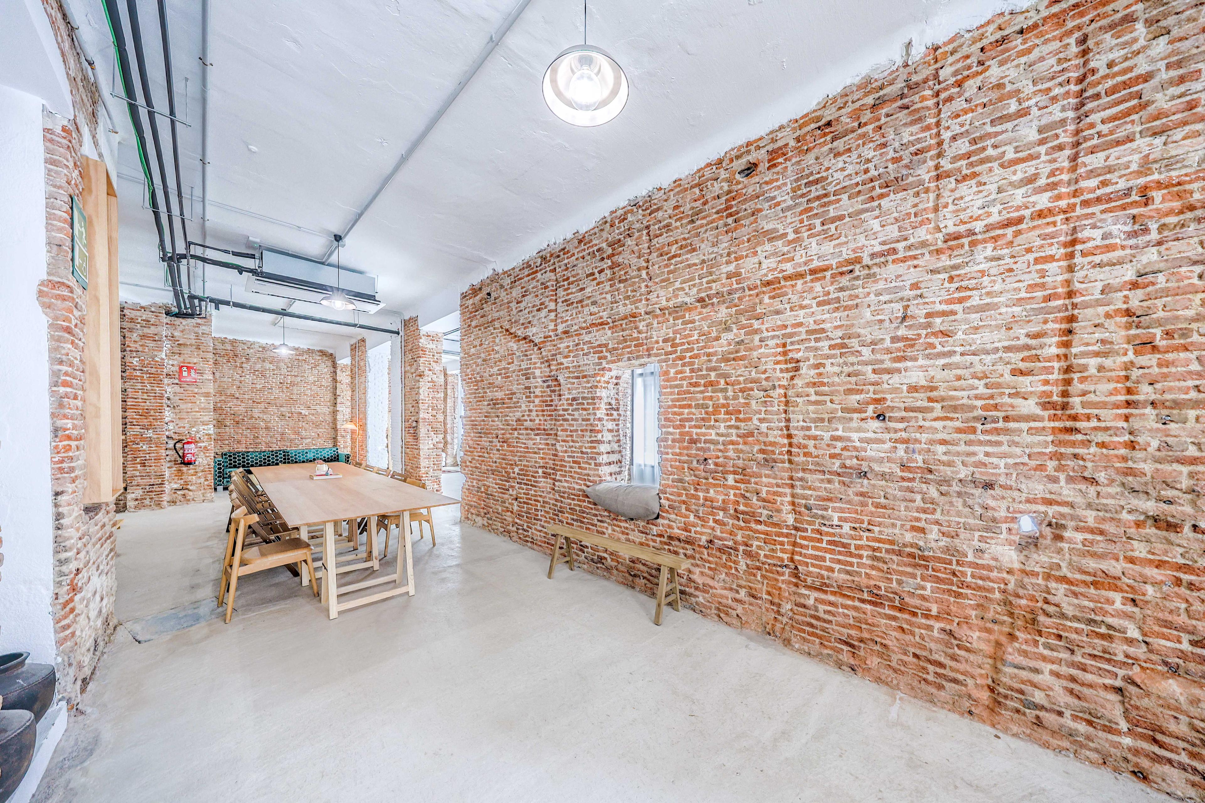 Local Comercial en Alquiler en Calle de García de Paredes - 12