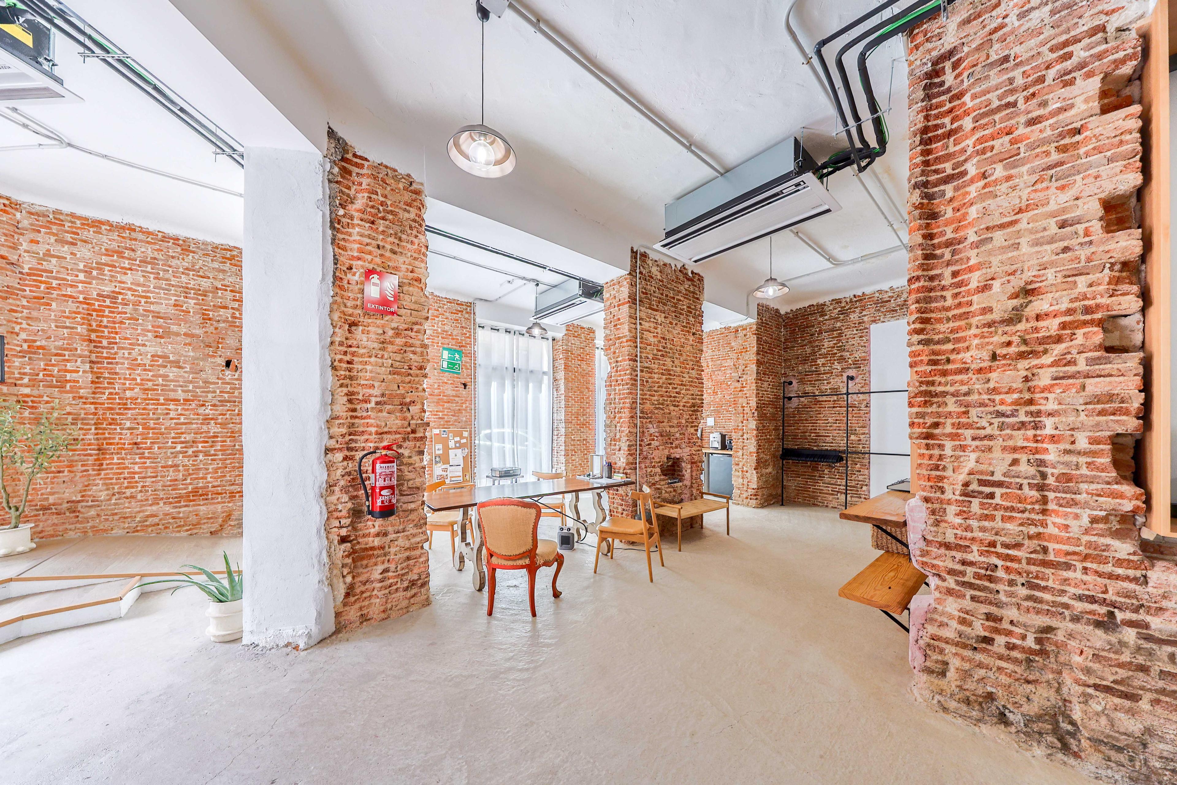 Local Comercial en Alquiler en Calle de García de Paredes - 19