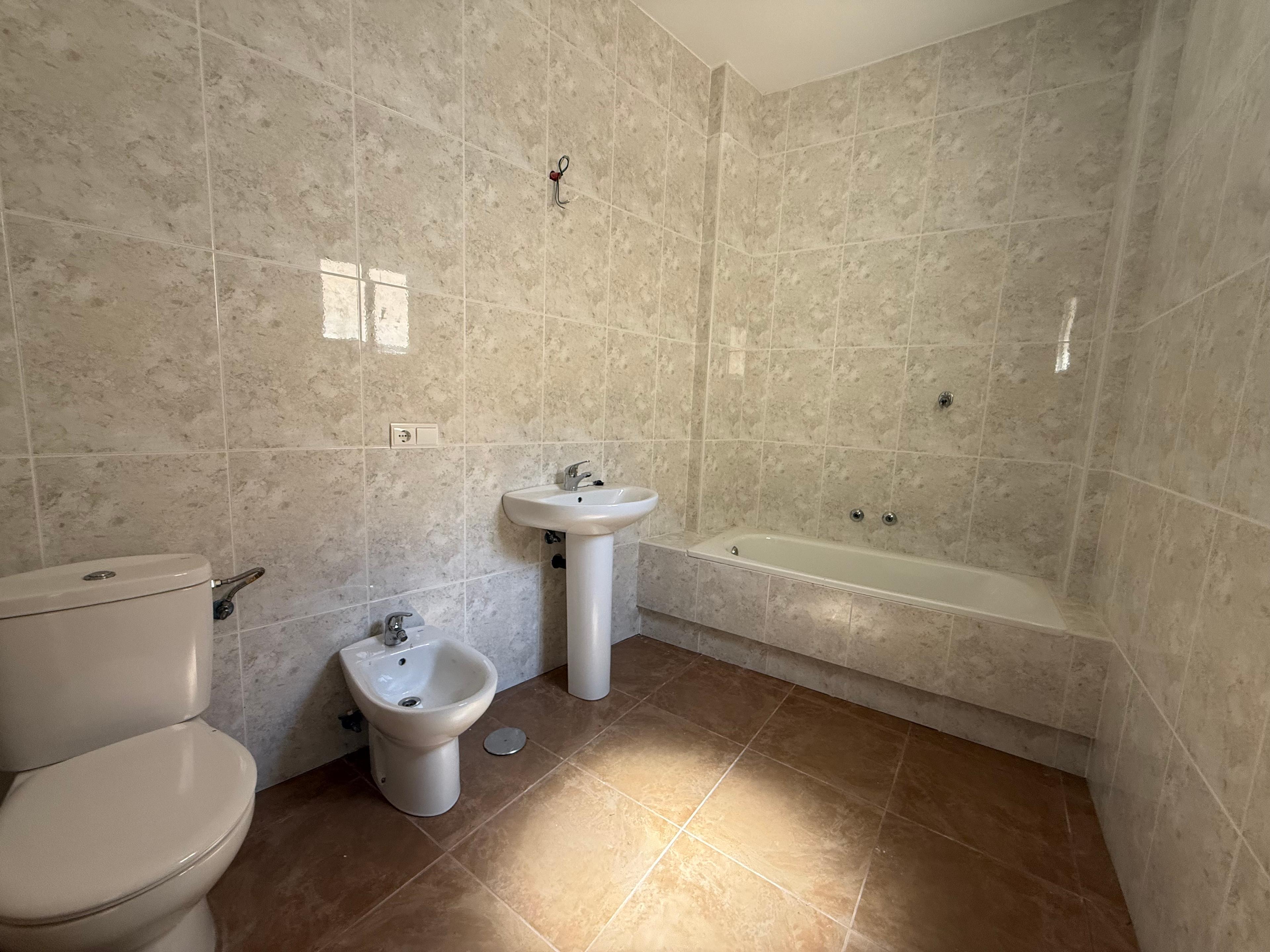 Semi-Detached Townhouse en Venta en Cam. Fuente Algarrobo 11 - 22