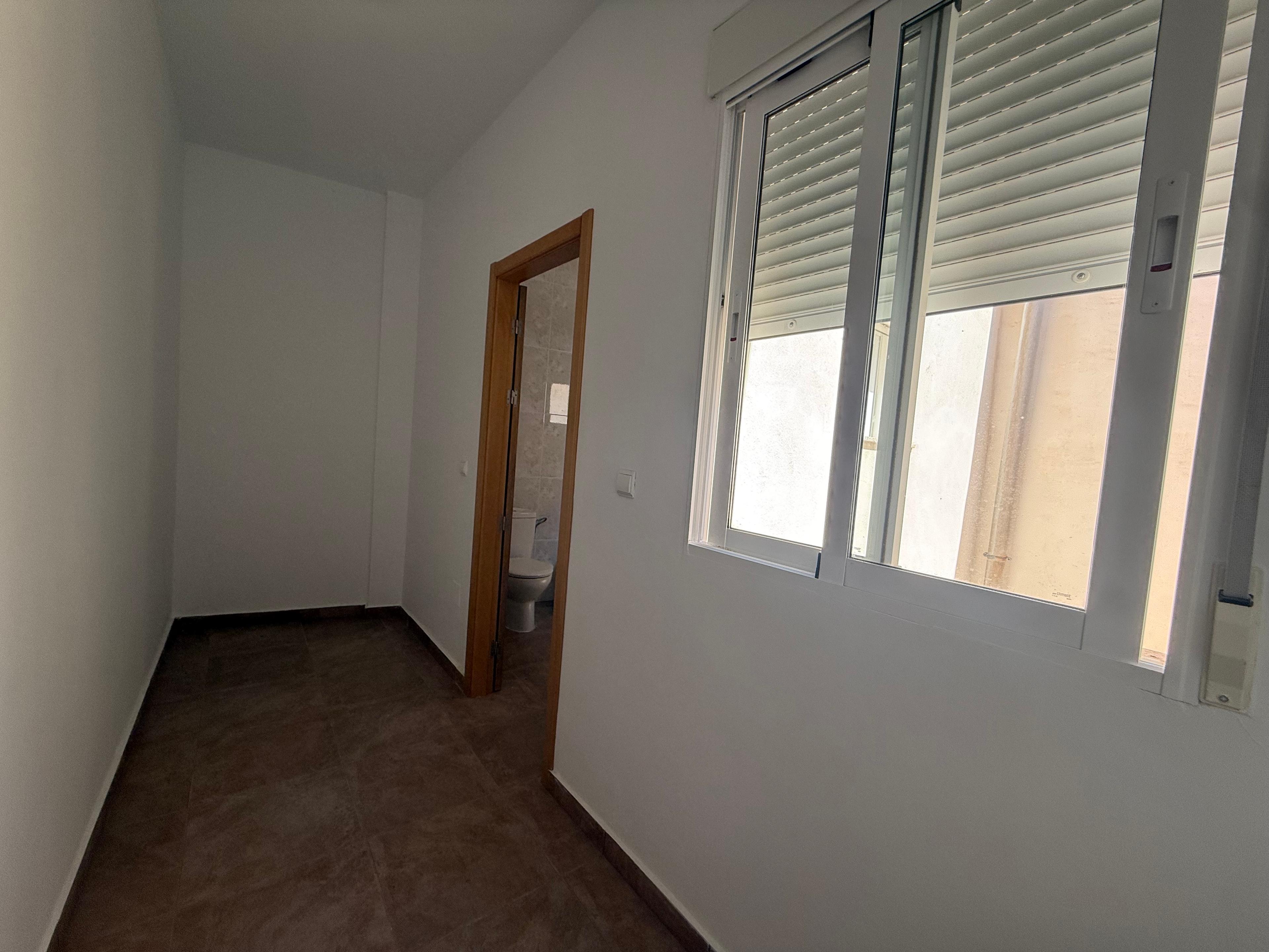 Semi-Detached Townhouse en Venta en Cam. Fuente Algarrobo 11 - 20