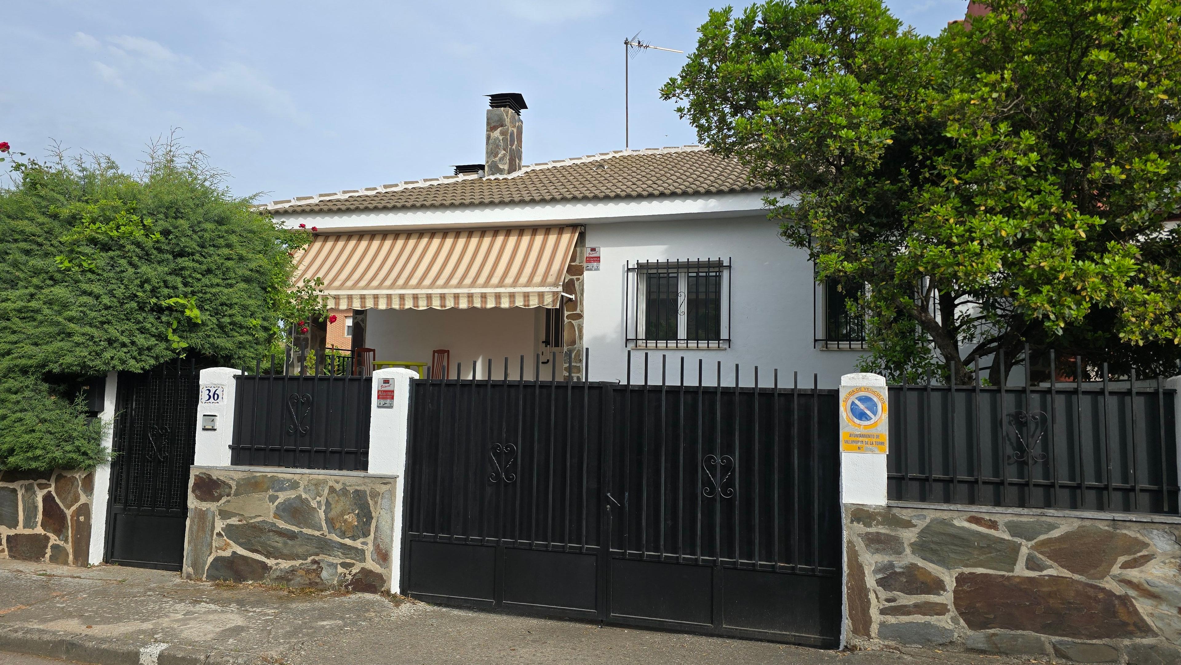 Casa Adosada en Venta en C. Sta. Agueda - 21