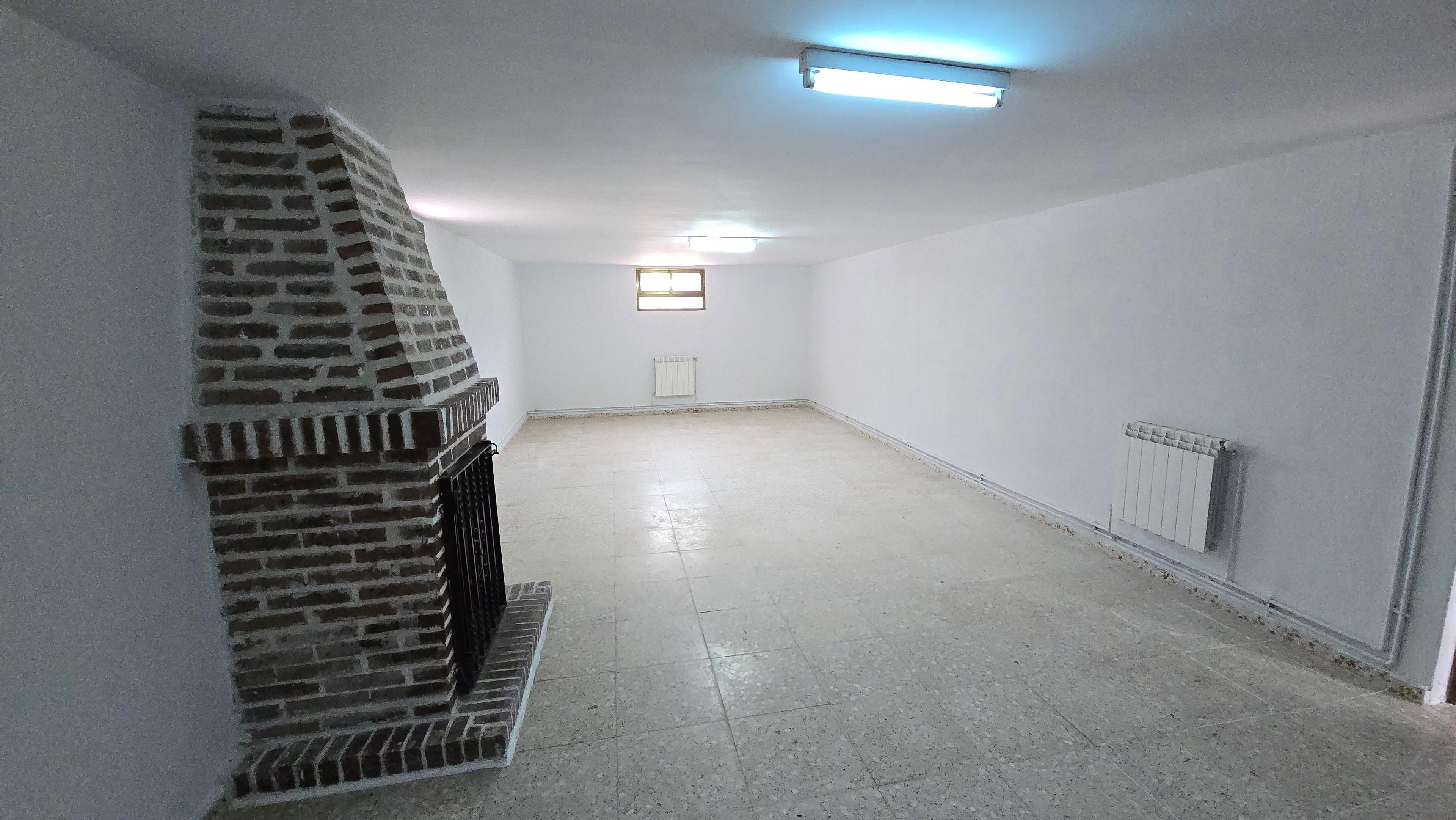 Casa Adosada en Venta en C. Sta. Agueda - 3