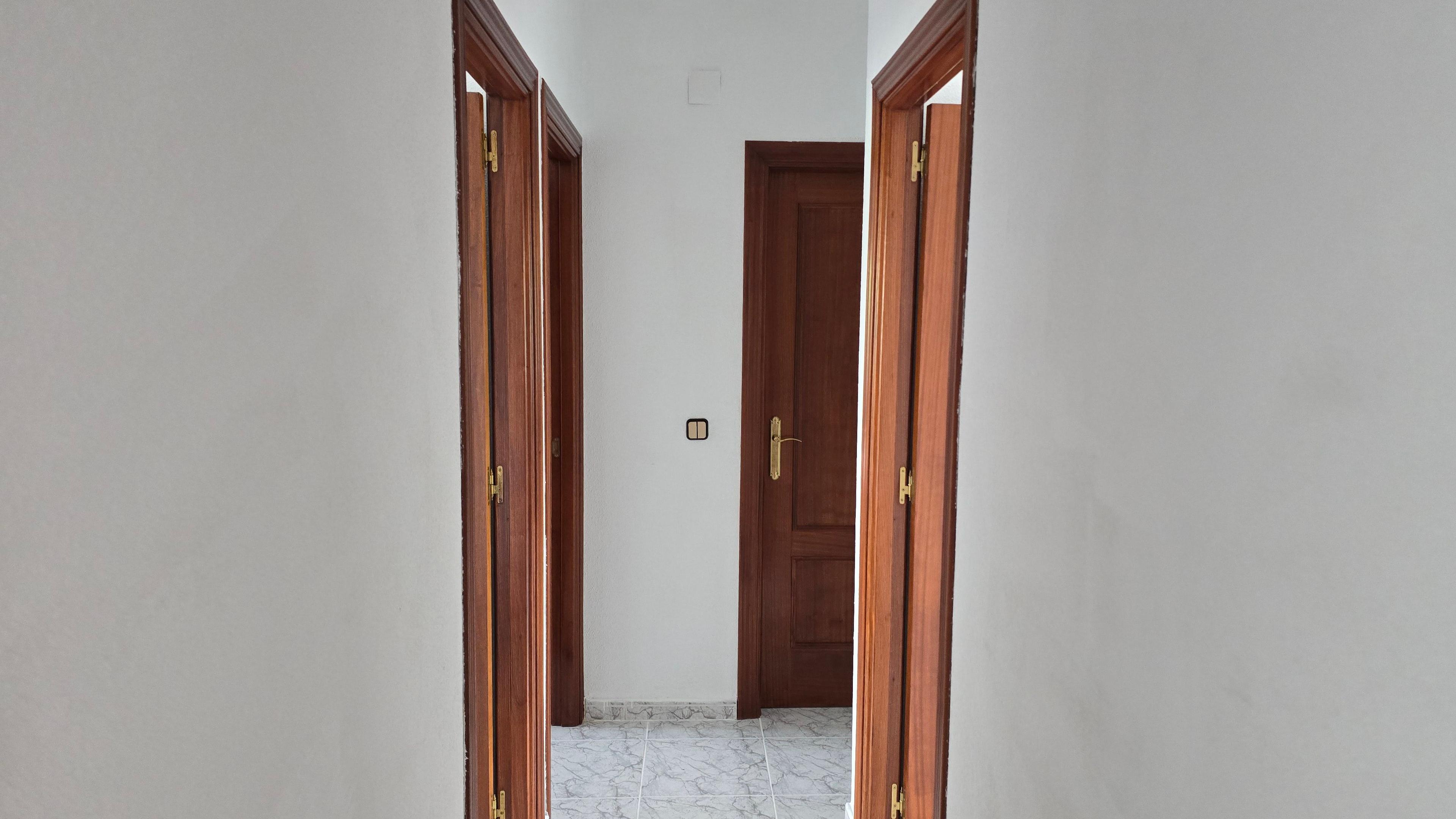 Casa Adosada en Venta en C. Sta. Agueda - 13