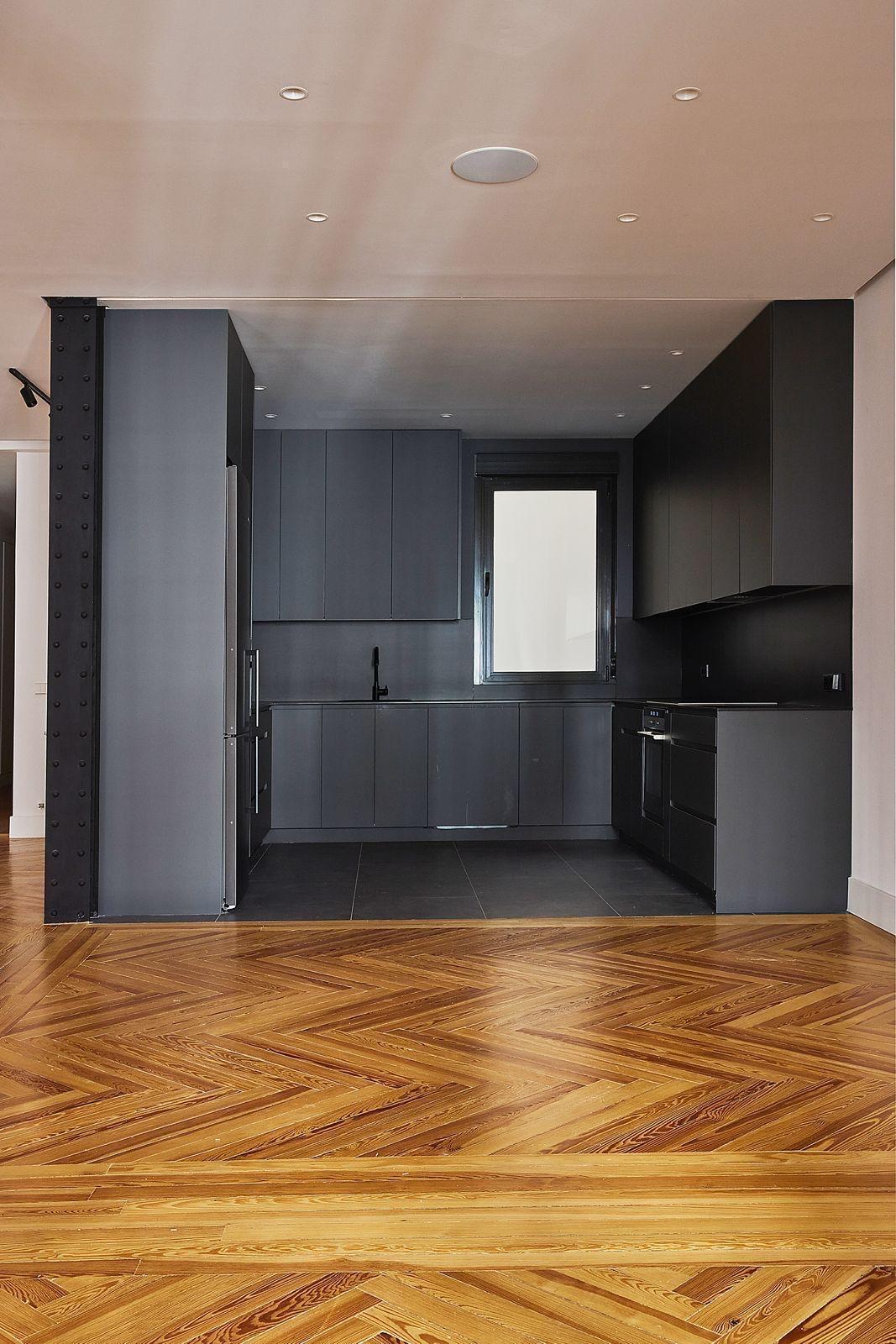 Piso en Alquiler - C. de Alberto Bosch - 17