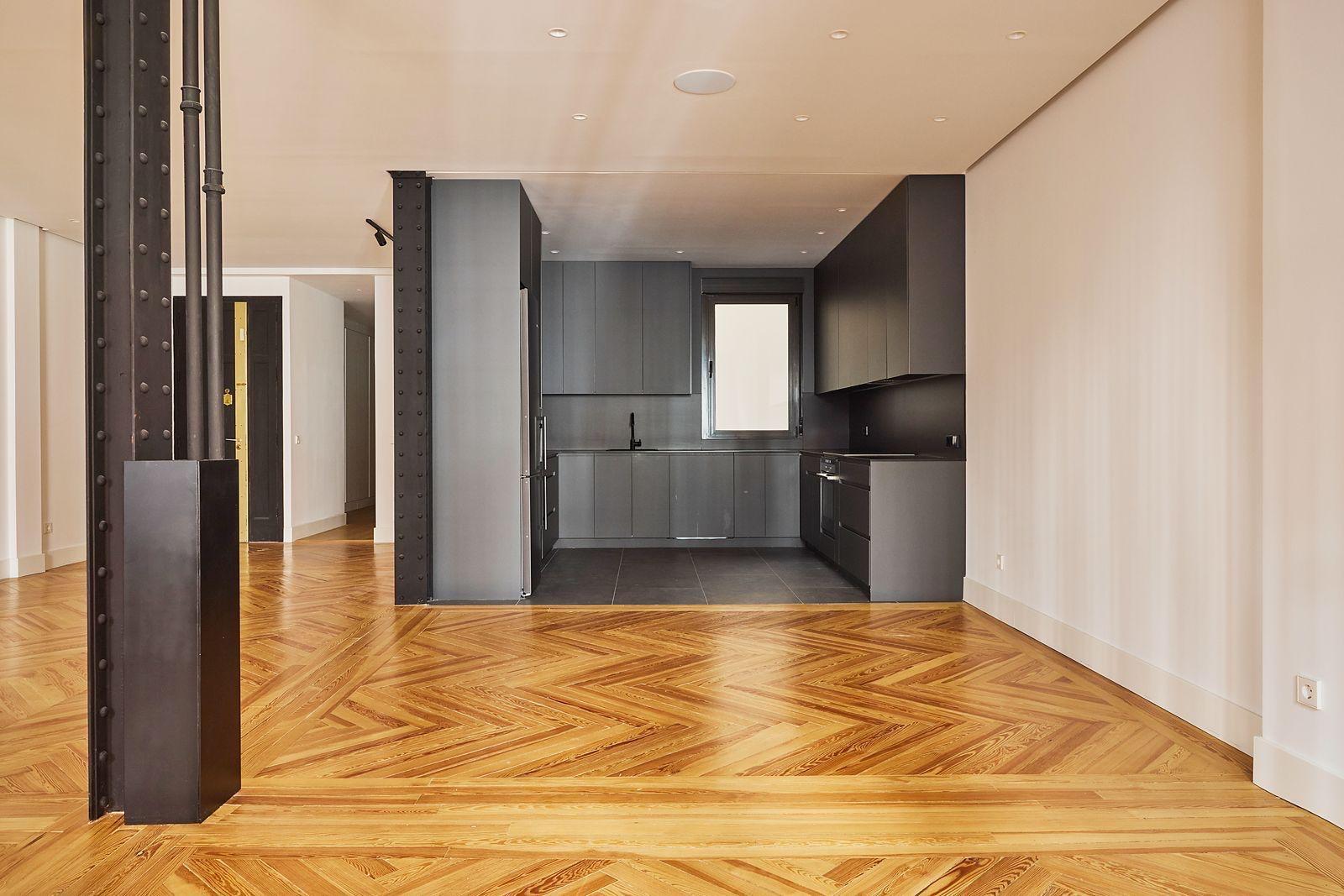 Piso en Alquiler - C. de Alberto Bosch - 18