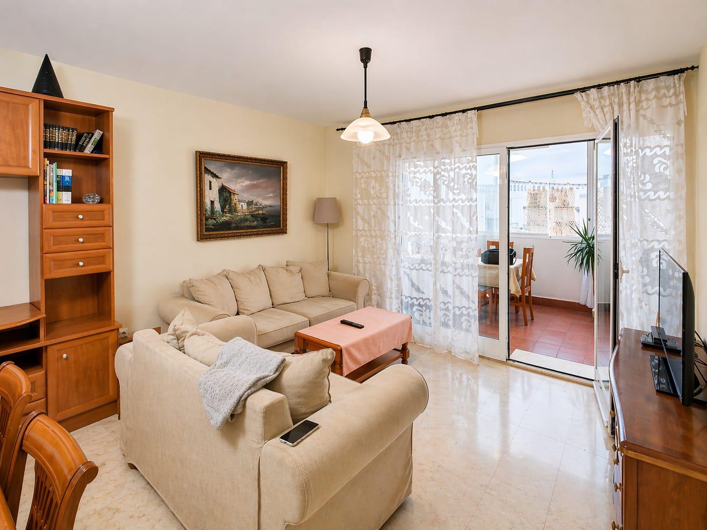 Piso en Venta en Avenida Nuestro Padre Jesús Cautivo - 3