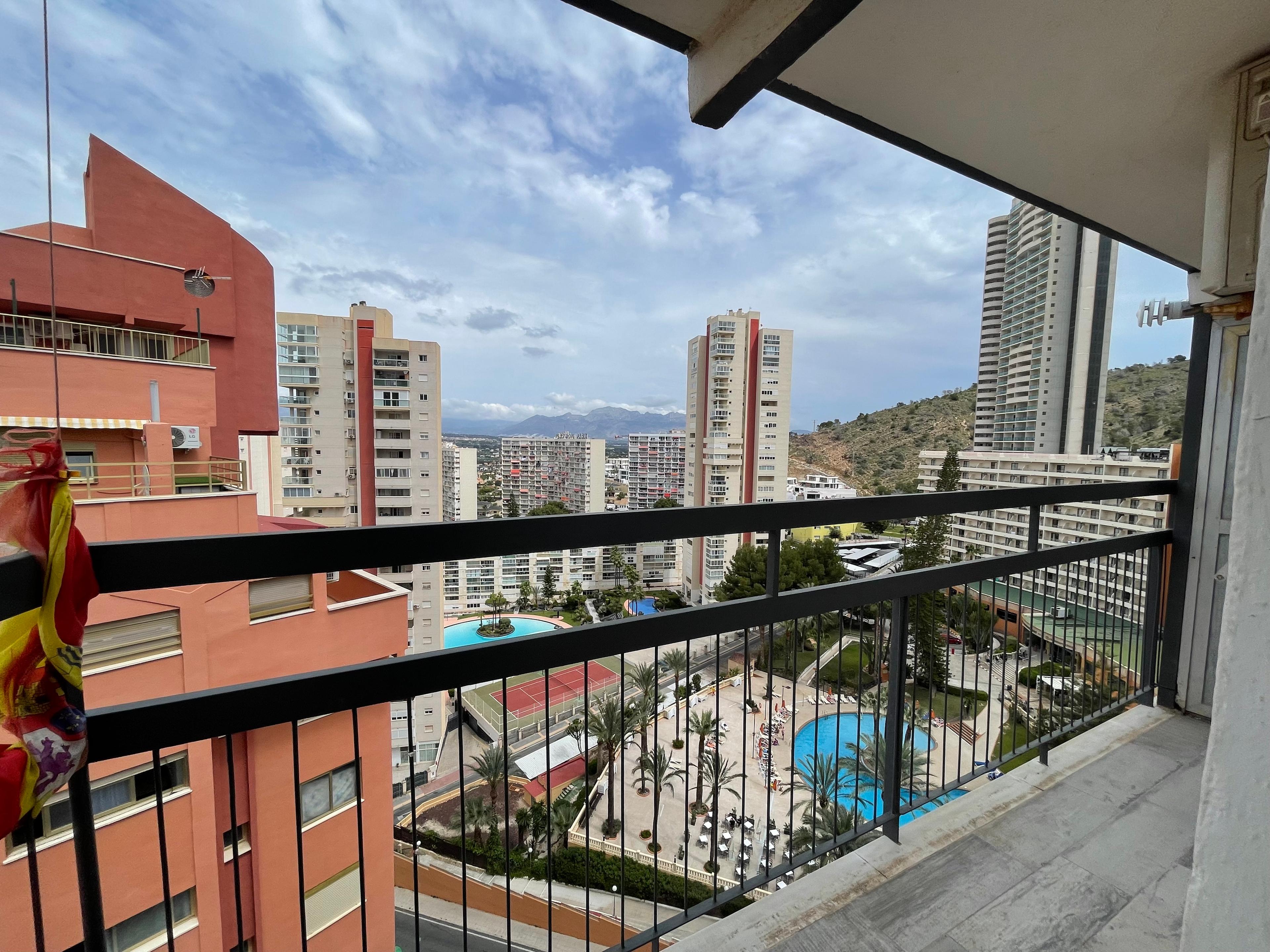 Piso en Venta en Av. de Montecarlo - 12
