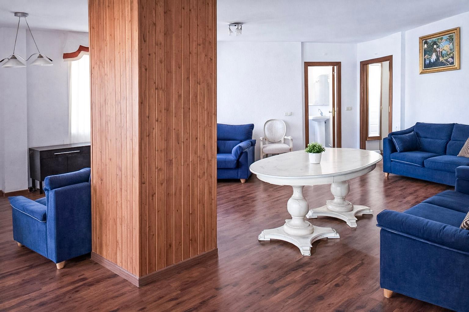 Casa Adosada en Venta en Avenida Solidaridad - 3